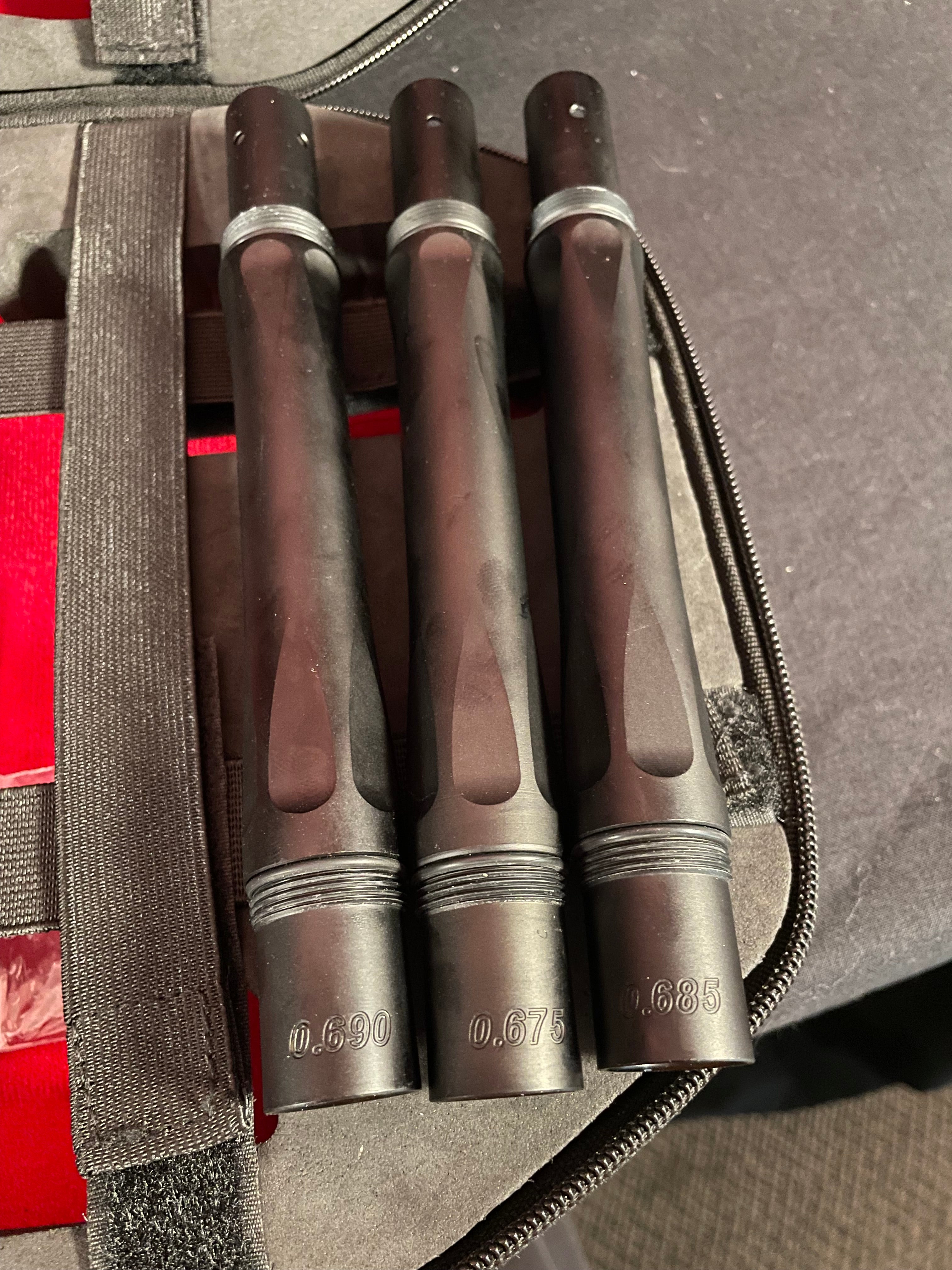 Used Inception Designs Twister Autococker Paintball Gun - Red Splash #128 w/4 Backs & 2 Tips