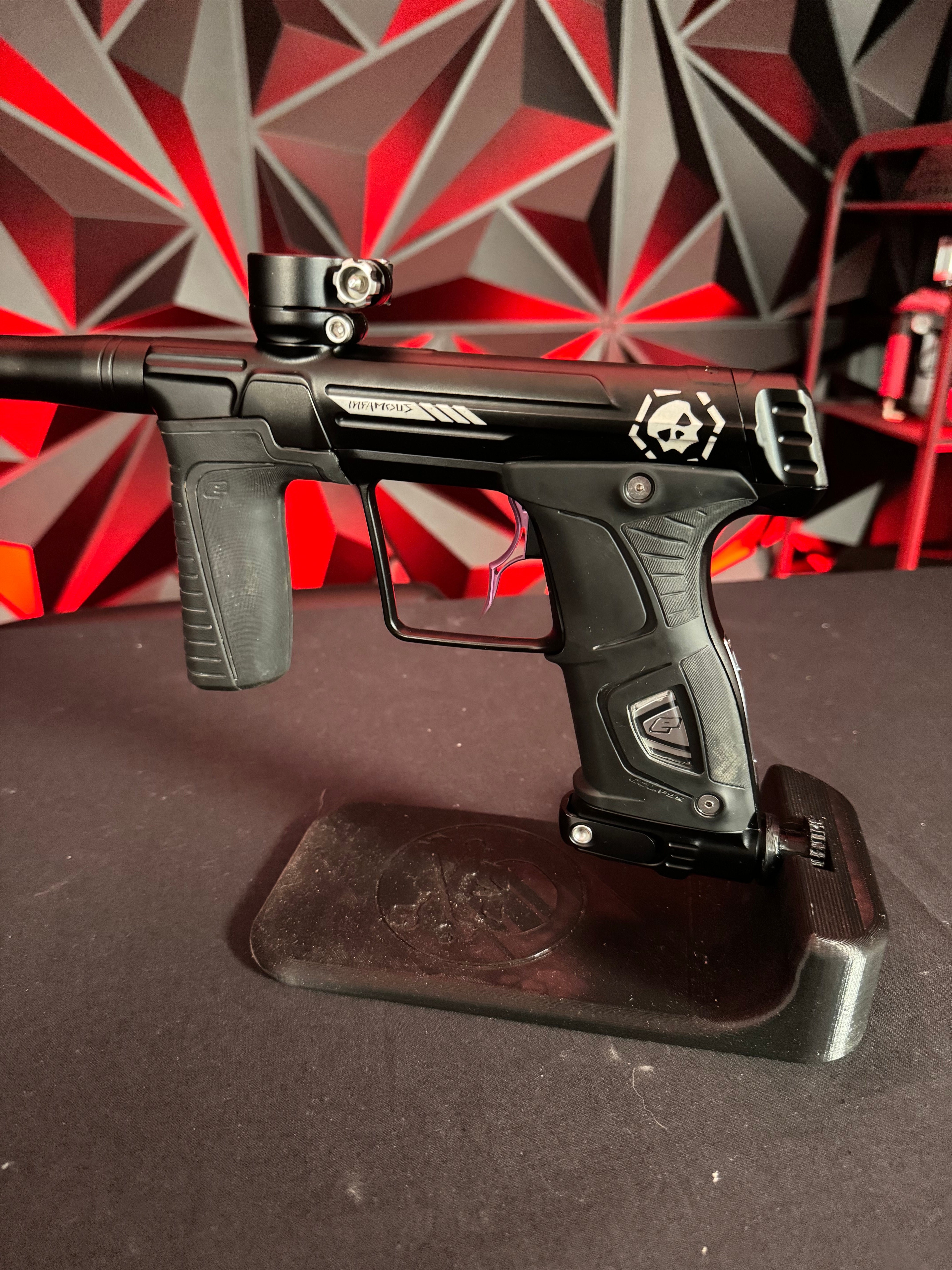 Used Planet Eclipse/Infamous Gtek 170R Paintball Gun - Black w/ Infamous Deuce Trigger