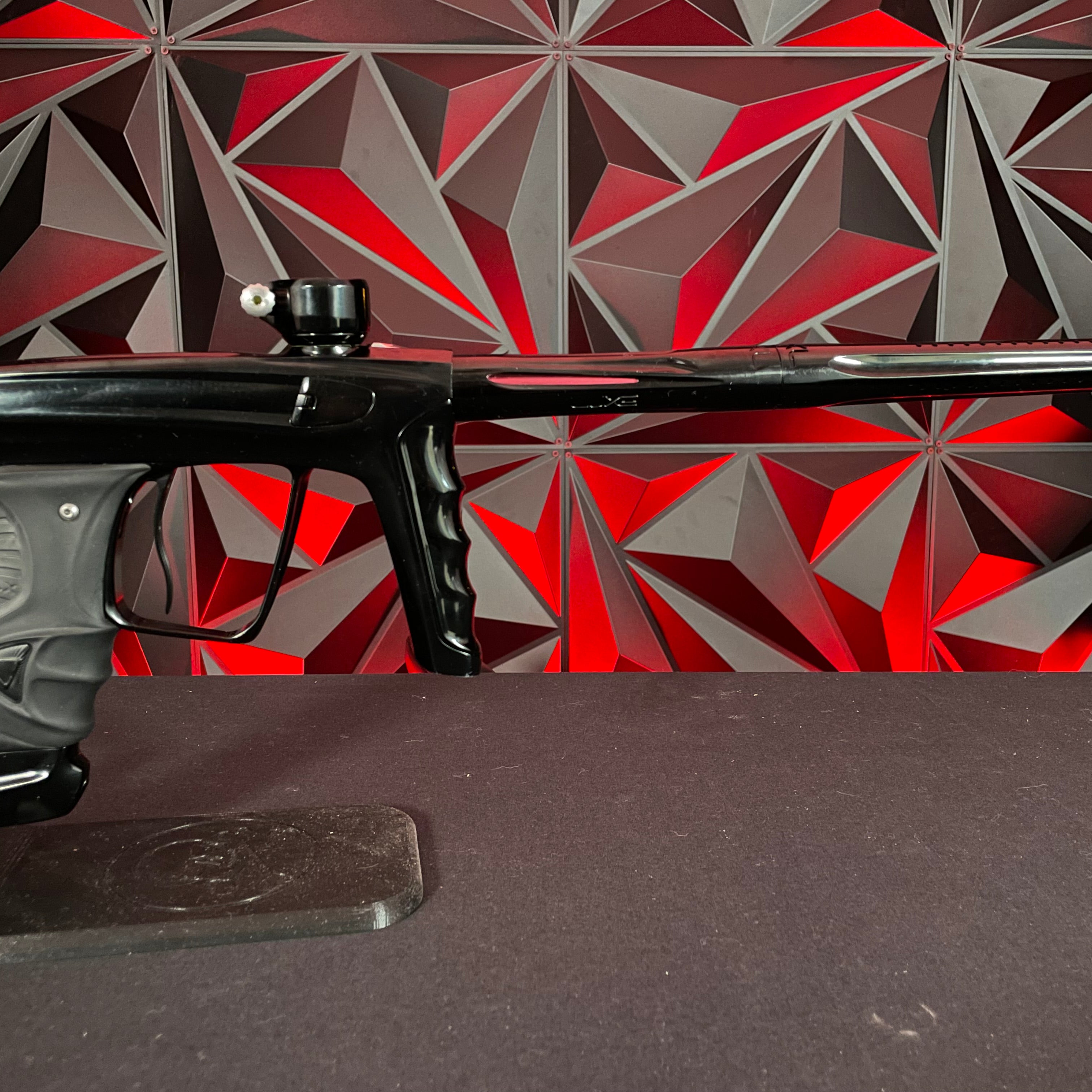 Used DLX Luxe X Paintball Gun - Polished Black