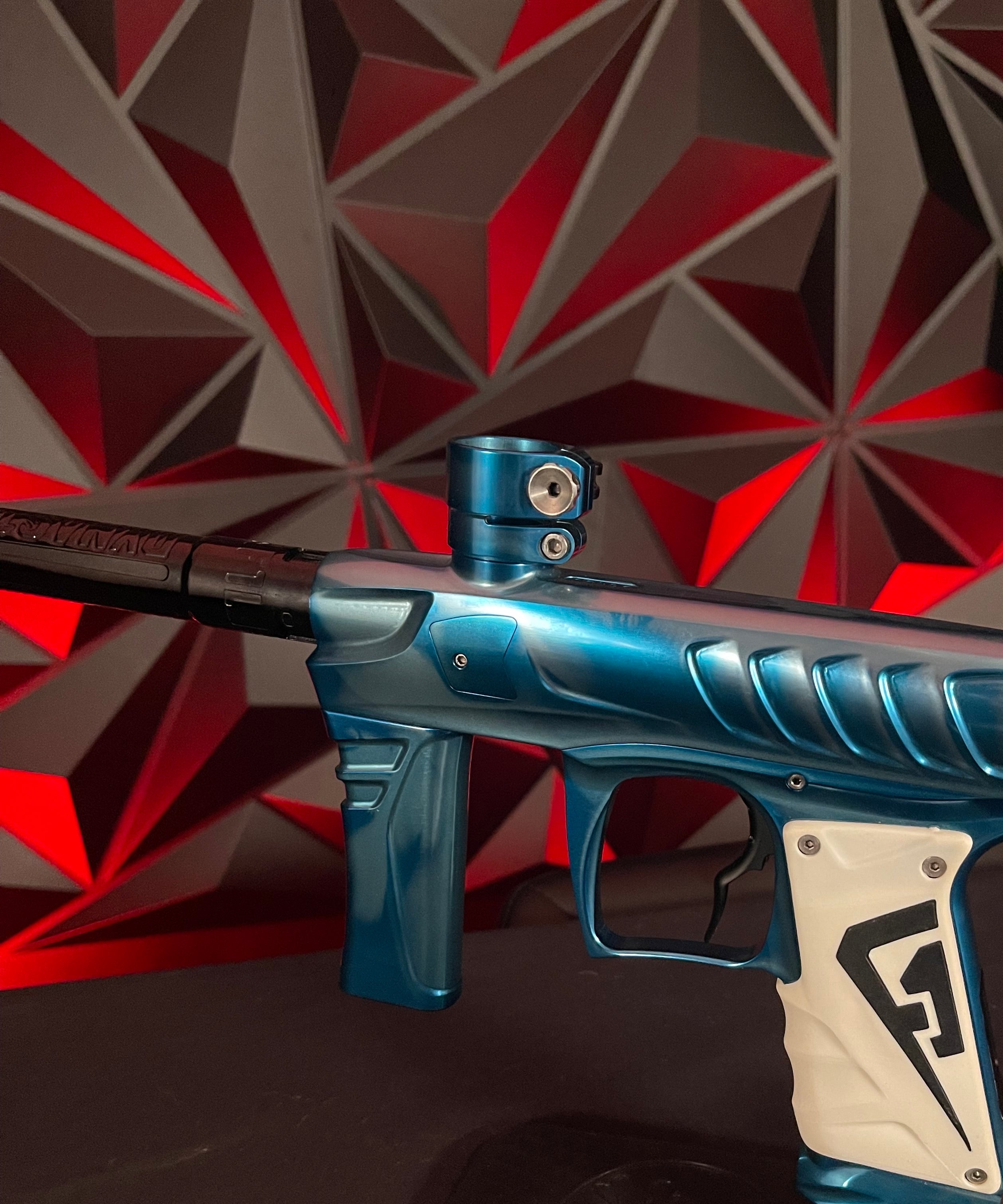 Used Field One Force Paintball Marker - Dynasty Alex Fraige Edition