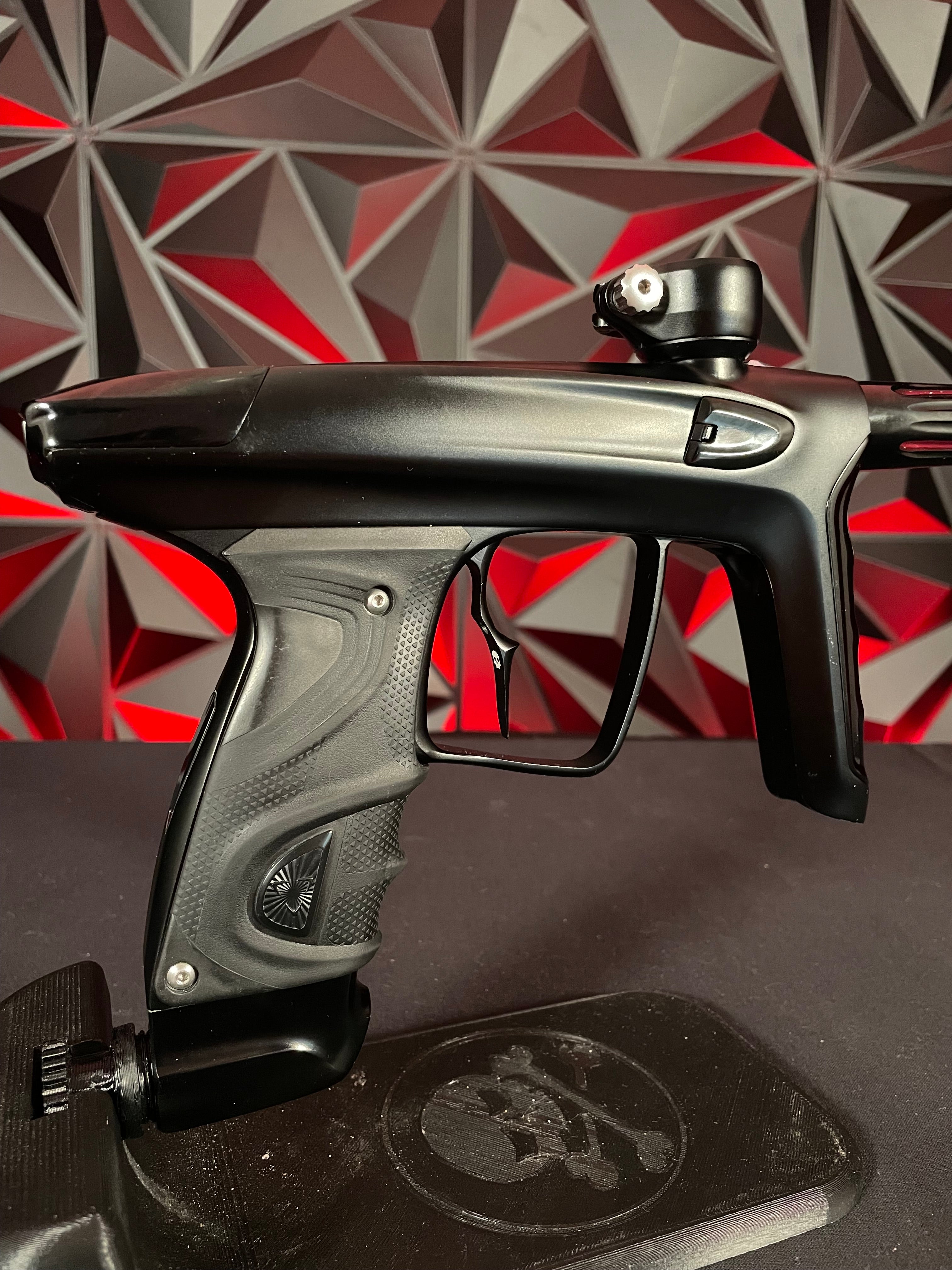 Used DLX Luxe TM40 Paintball Gun - Dust Black / Gloss Black w/ Infamous Deuce Trigger