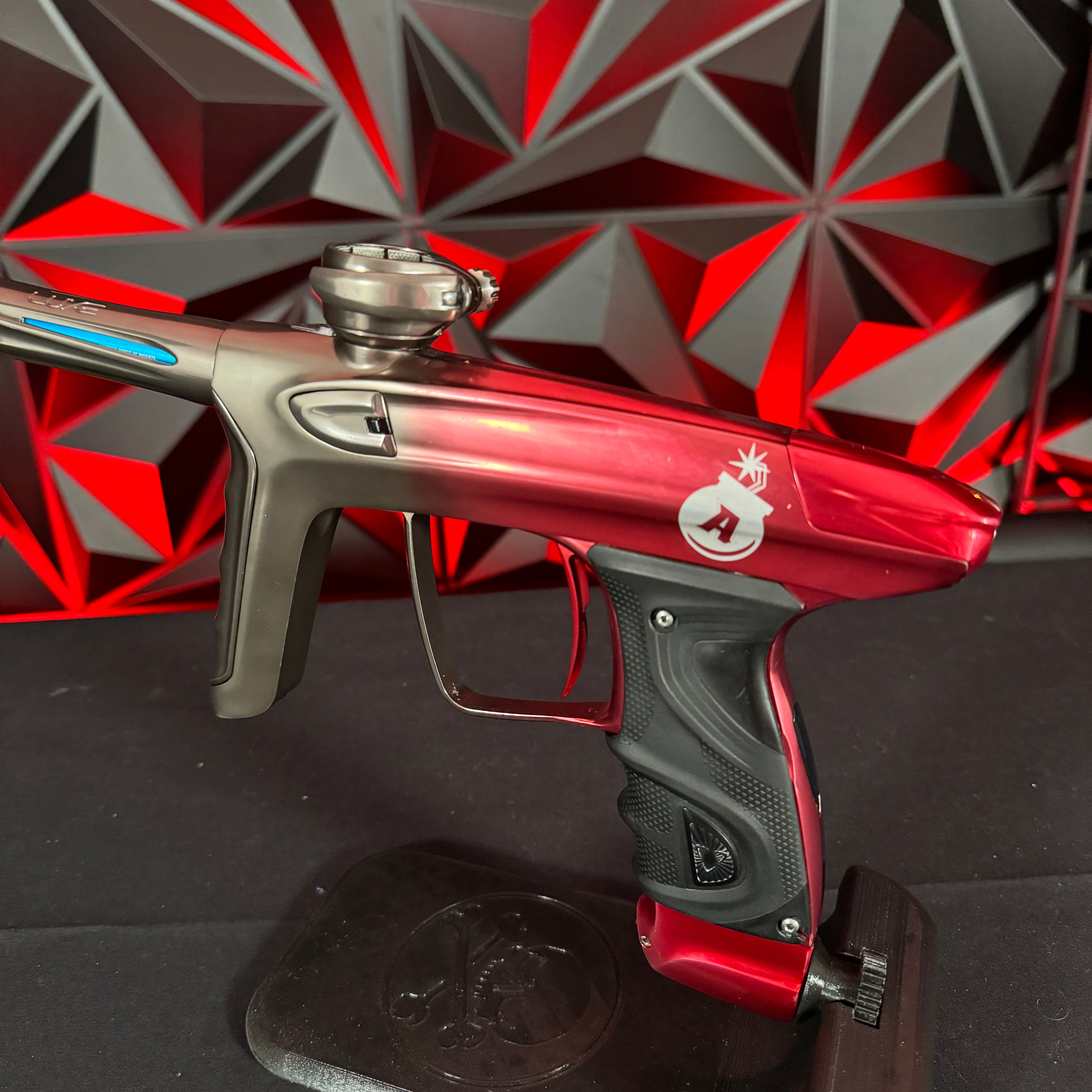 Used DLX Luxe TM40 Paintball Gun - LE Arsenal