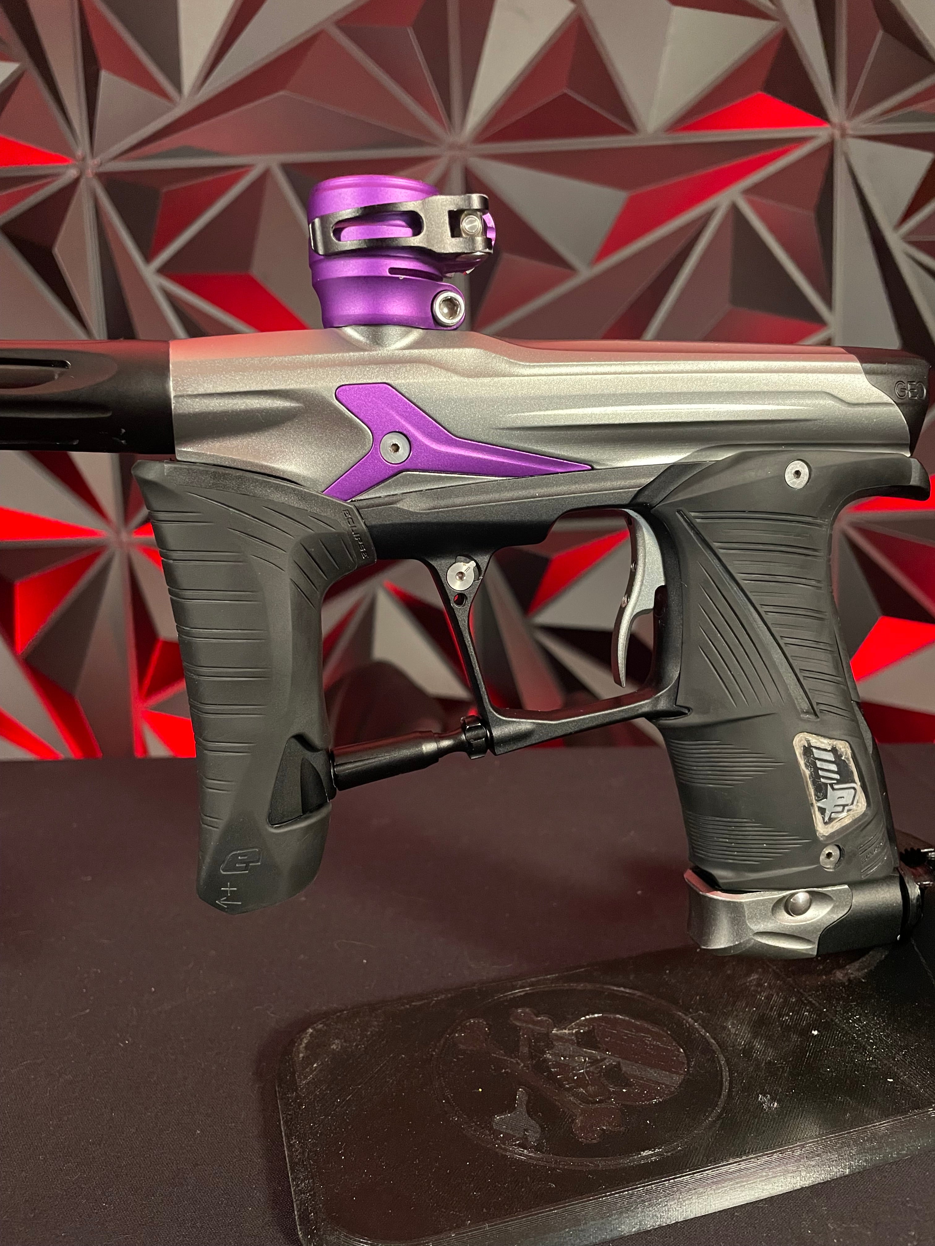 Used Planet Eclipse Geo 3.5 Paintball Gun - Pewter/Purple w/IV Core