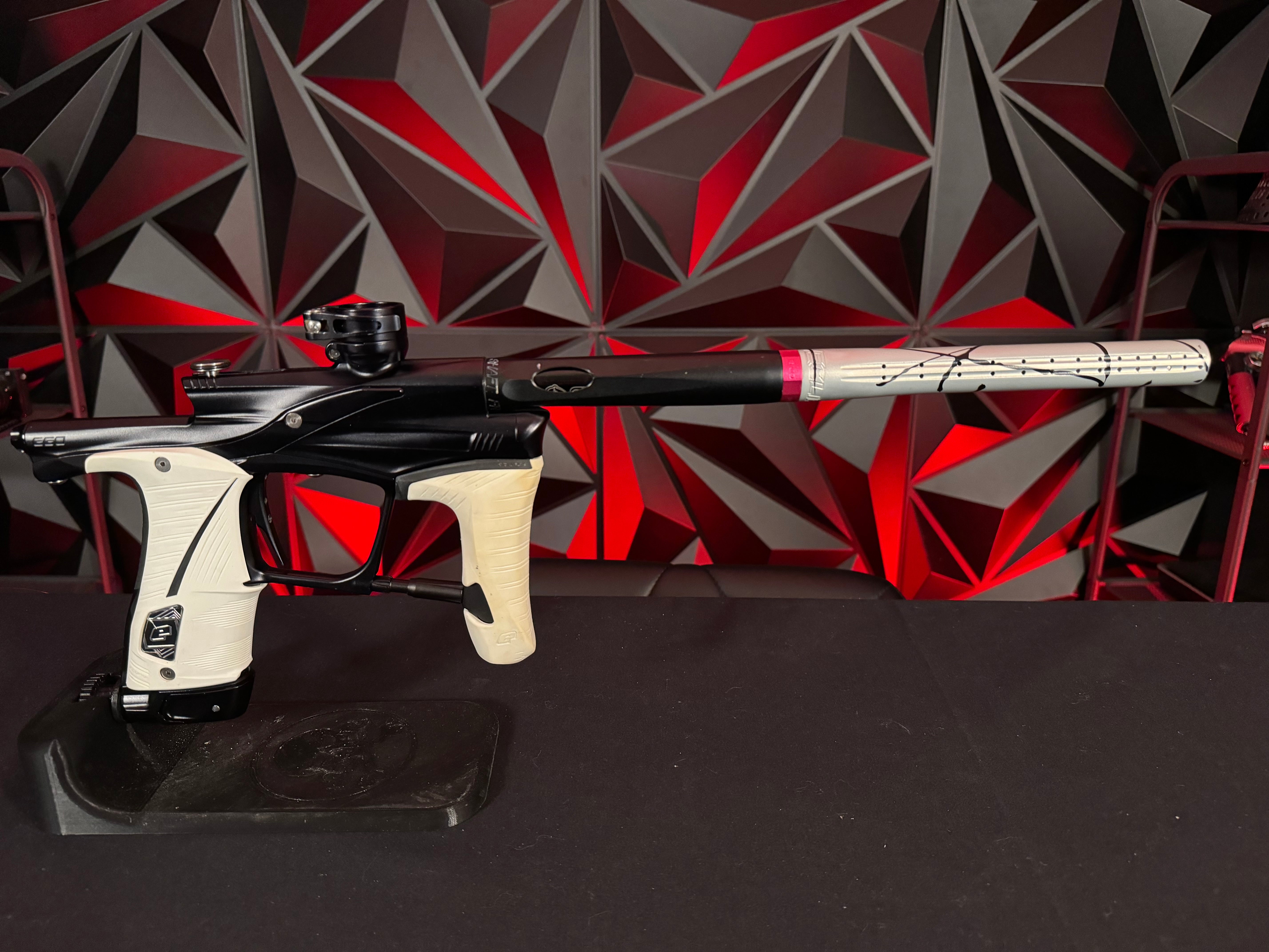 Used Planet Eclipse Lv1.6 Paintball Gun - Midnight w/Shaft FR Barrel Back w/Custom Anno Core Tip (Silver Black Splash)