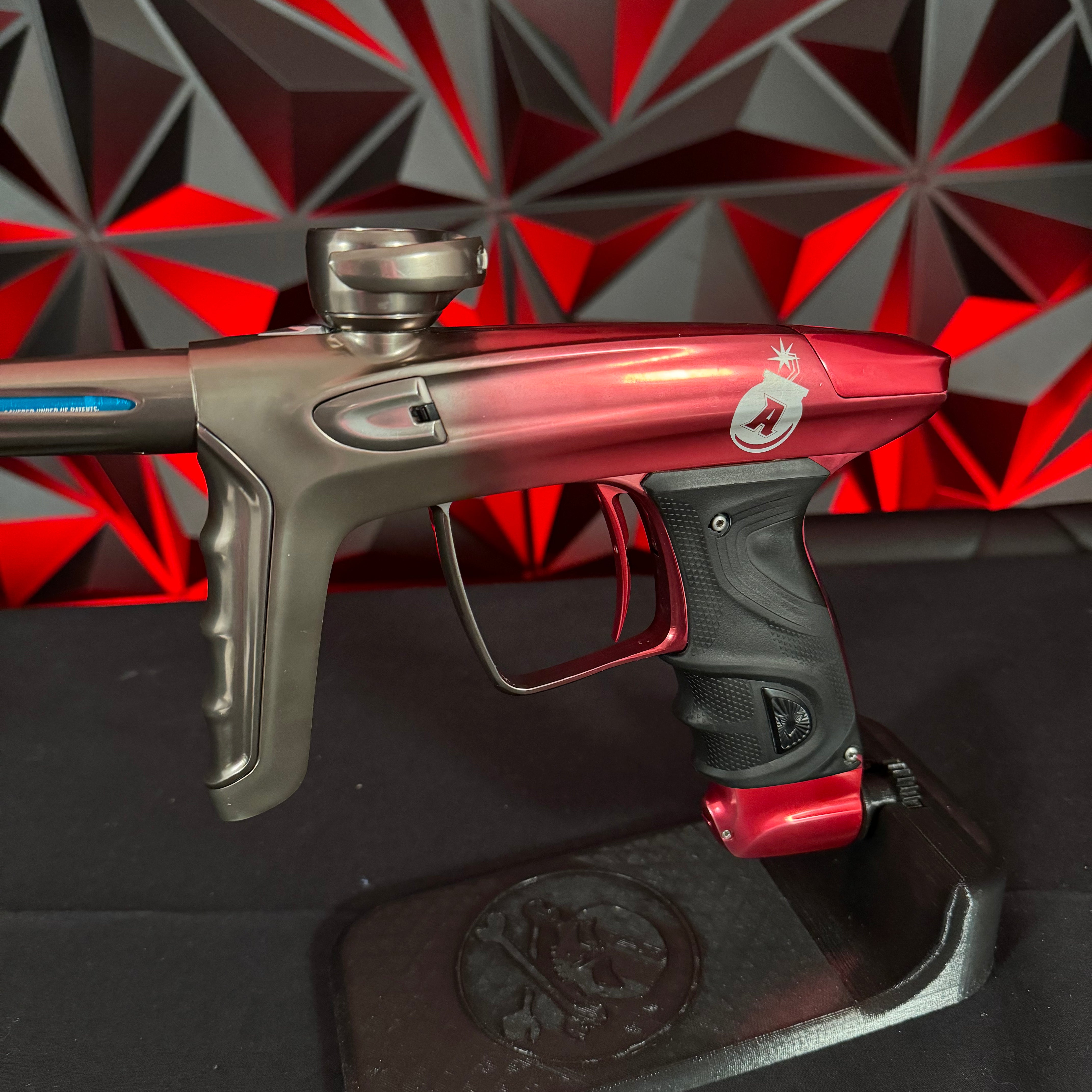 Used DLX Luxe TM40 Paintball Gun - LE Arsenal