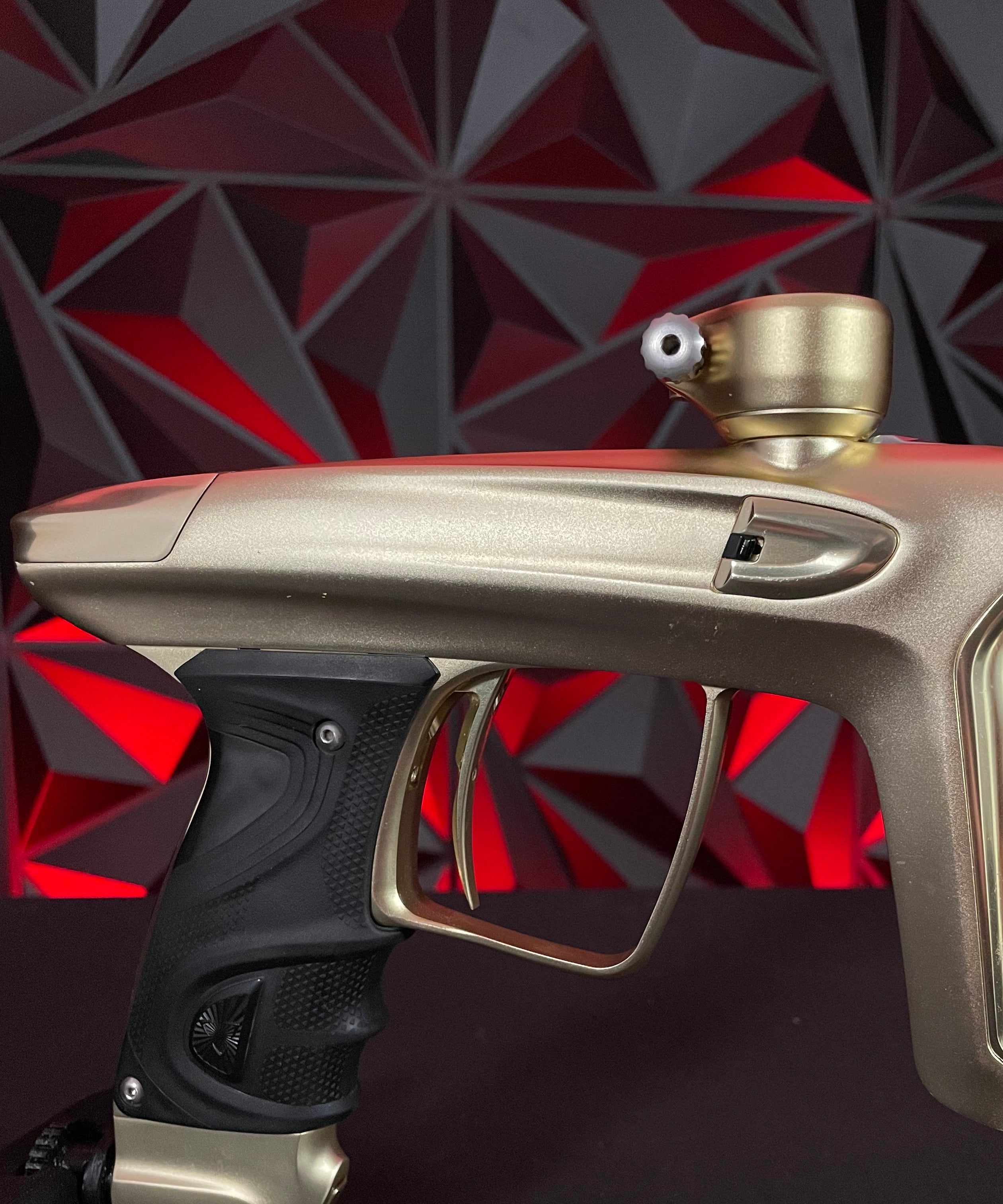 Used DLX TM40 Paintball Gun - Dust Gold/Polished Gold
