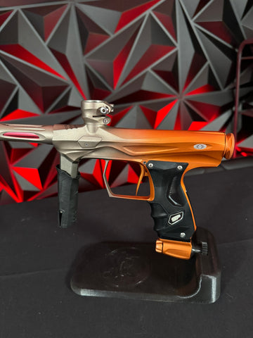 Used Shocker Amp Paintball Gun - Orange/Tan Fade w/Splash Barrel