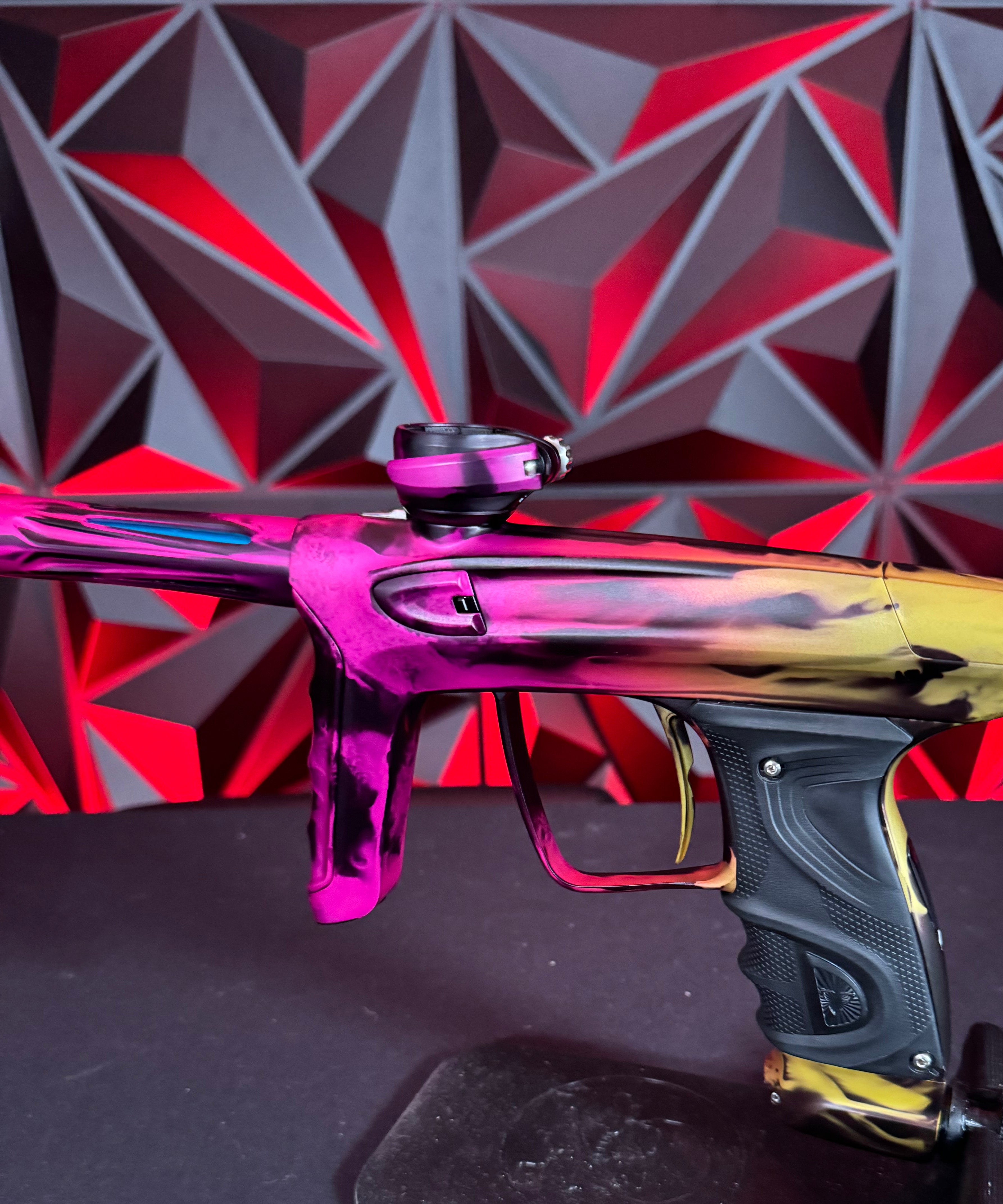 Used DLX Luxe TM40 Paintball Gun - LE Dust Pink/Yellow Smear