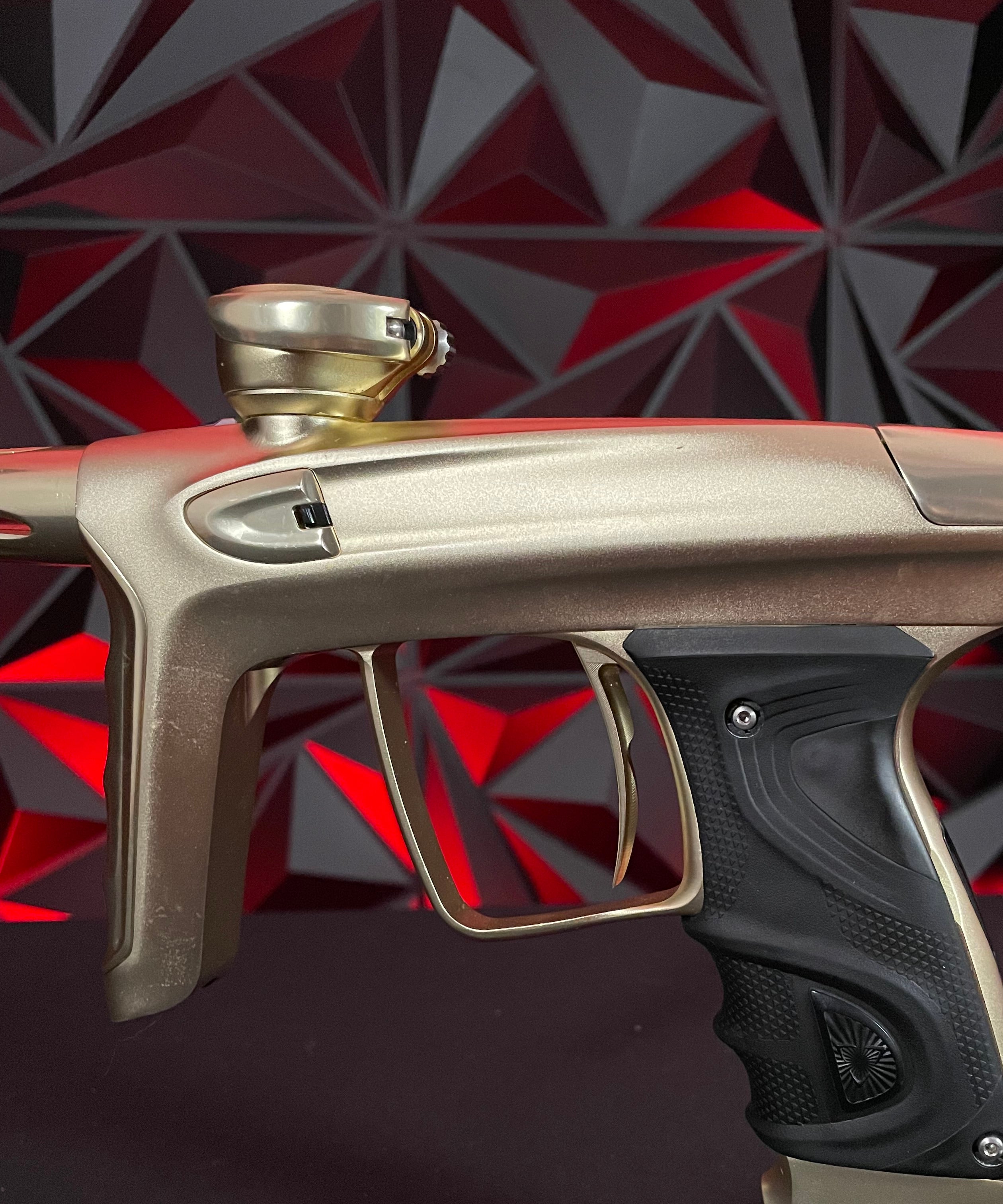 Used DLX TM40 Paintball Gun - Dust Gold/Polished Gold