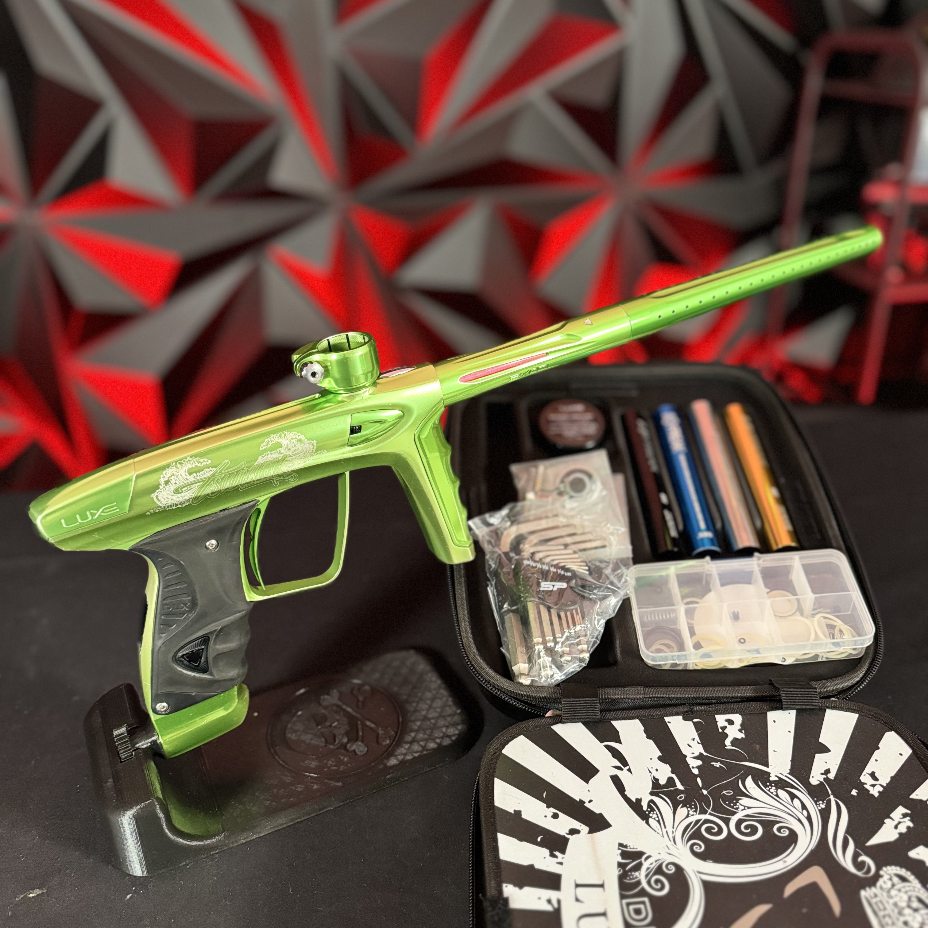 Used DLX Luxe ICE Paintball Marker - LE Tsunami