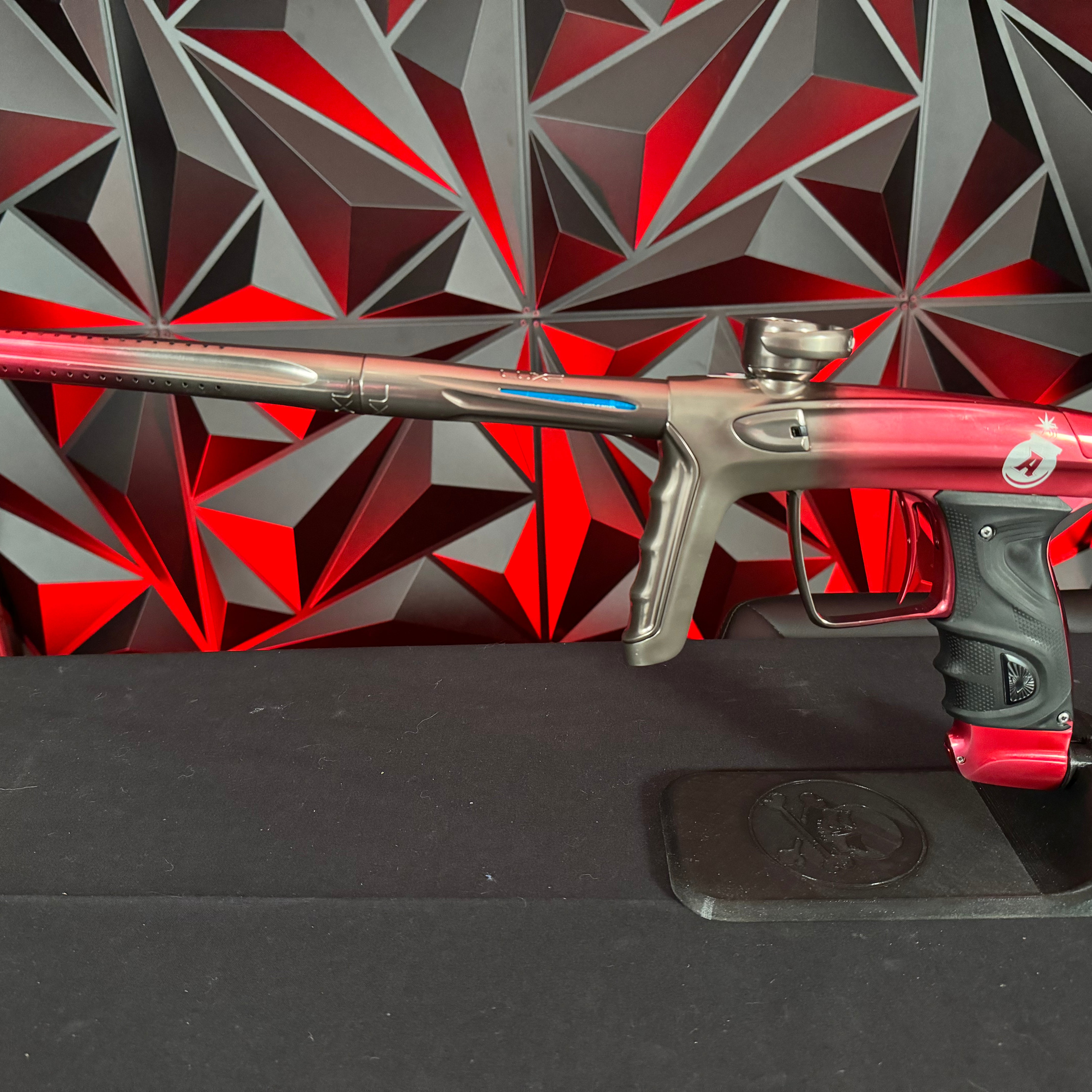 Used DLX Luxe TM40 Paintball Gun - LE Arsenal