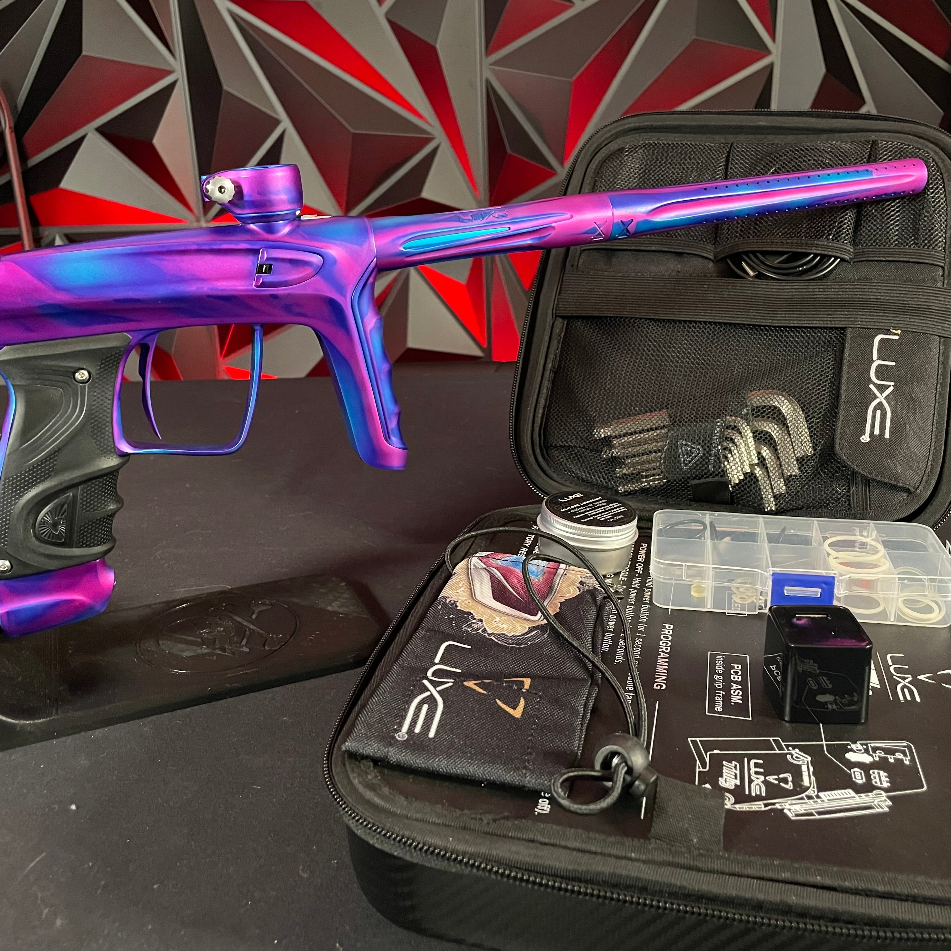 Used DLX Luxe TM40 Paintball Gun - LE Pink Smear