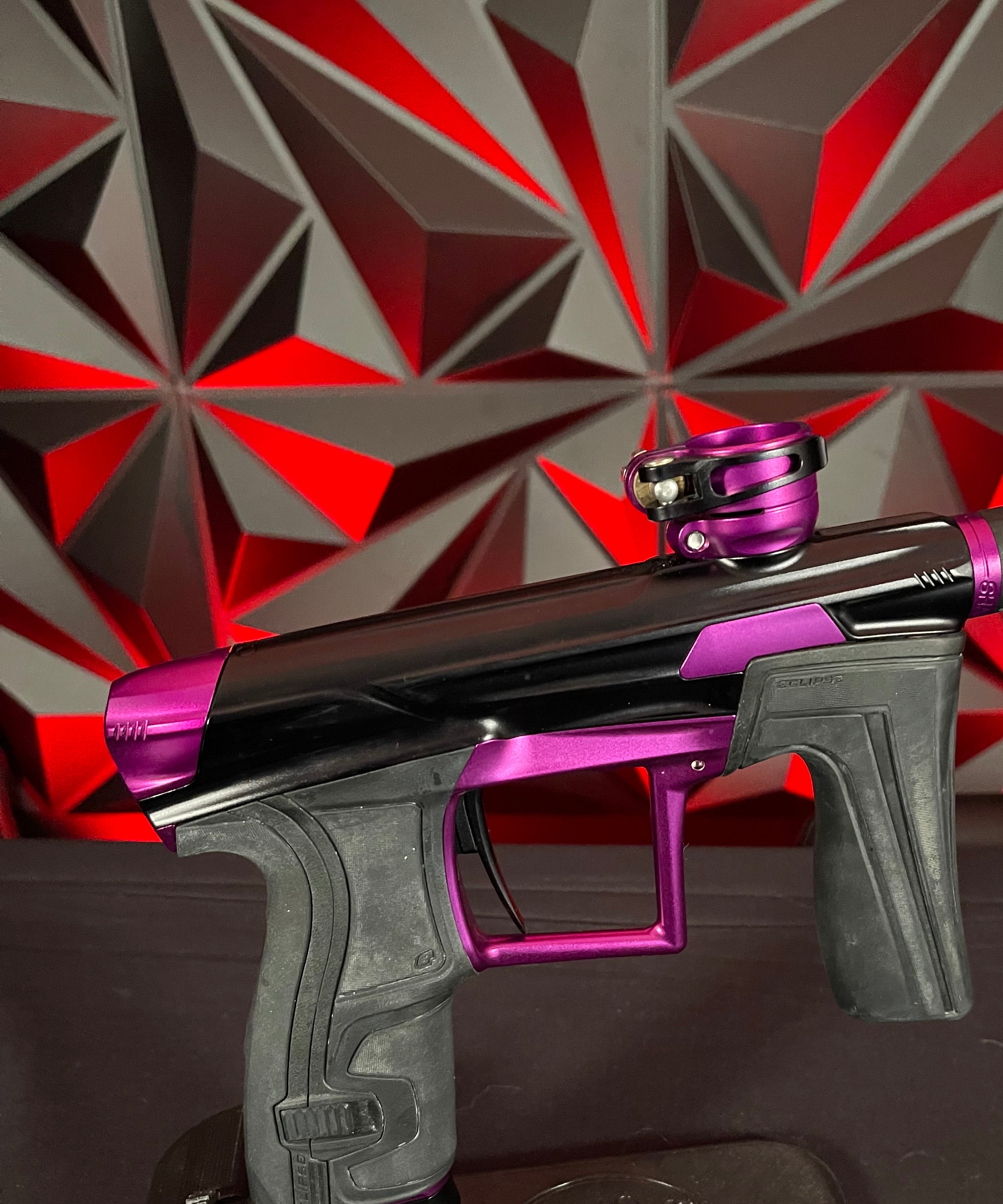 Used Planet Eclipse Geo 4 Paintball Gun - Amethyst w/ 3 FL Backs