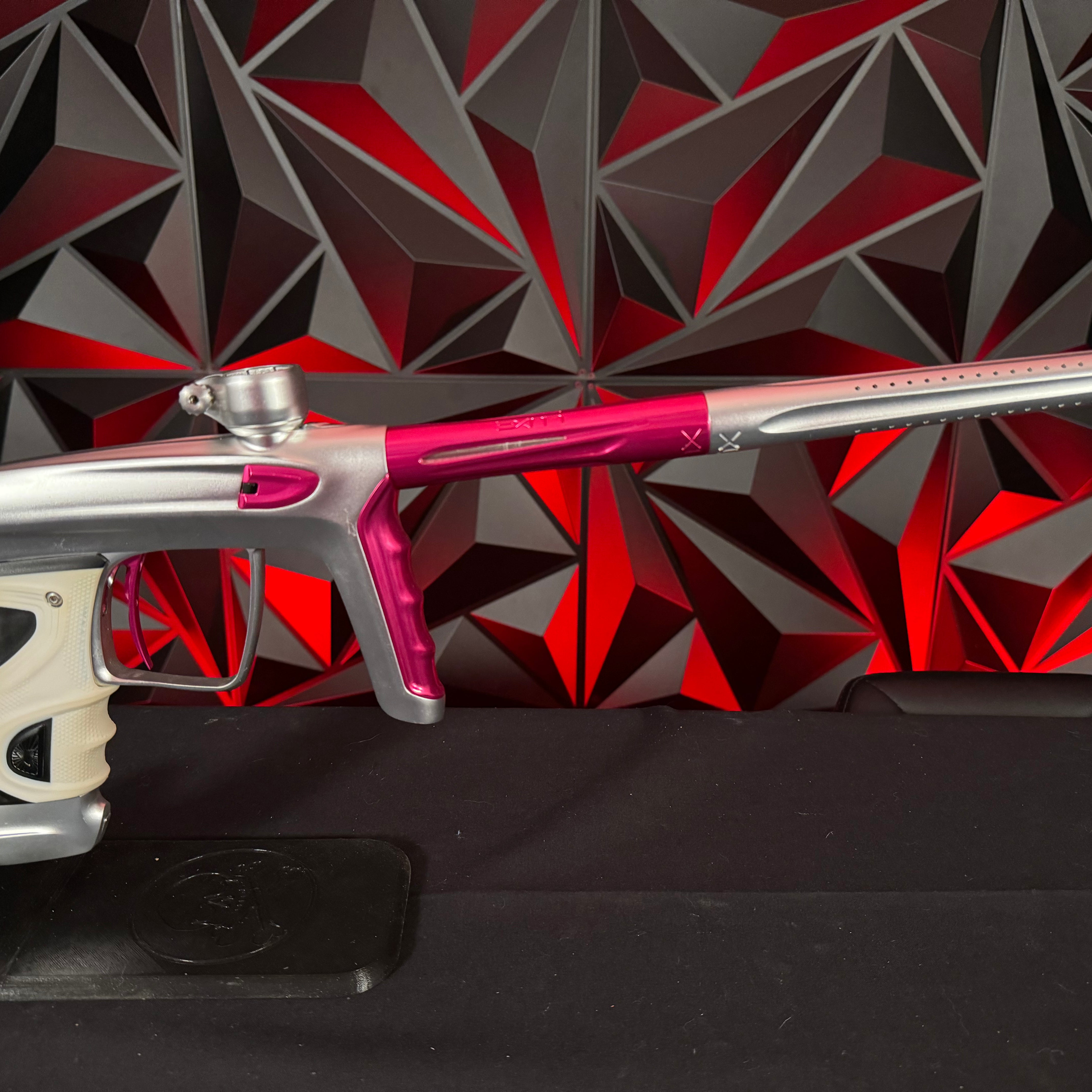 Used DLX TM40 Paintball Gun - Silver/Pink