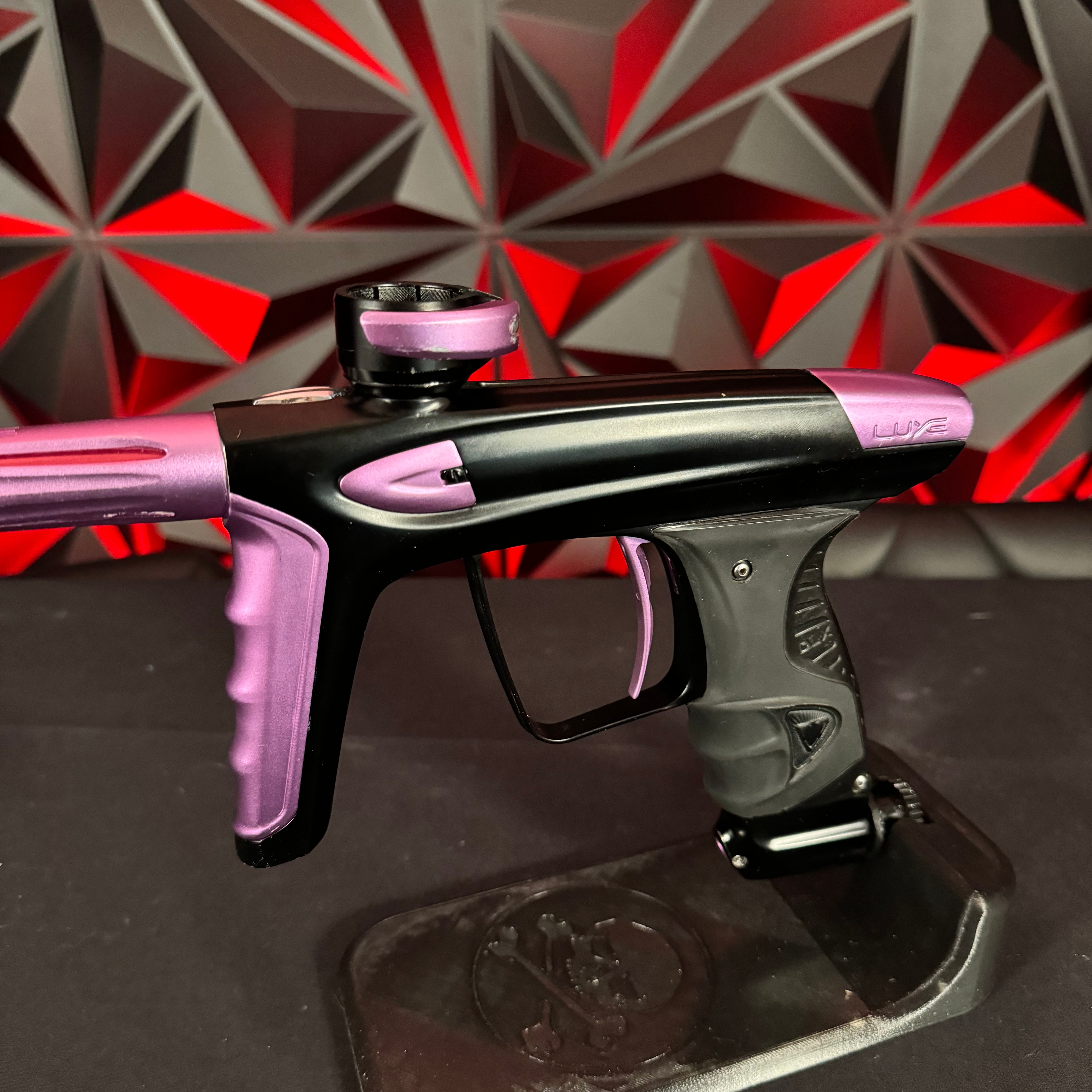 Used DLX Luxe ICE Paintball Marker - Dust Black/Pink