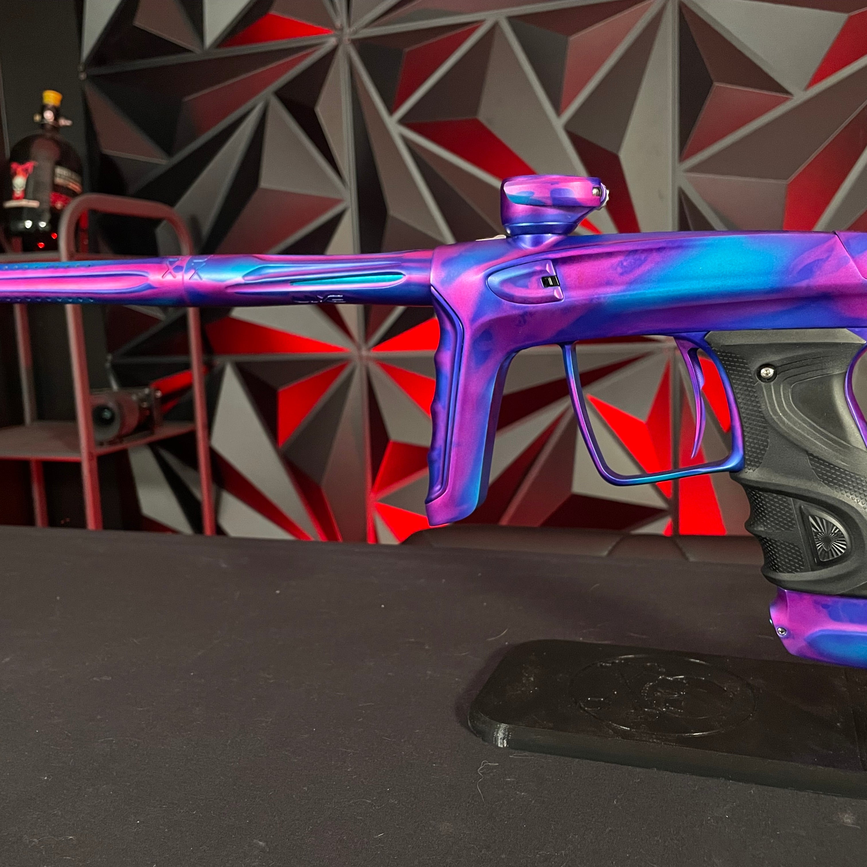 Used DLX Luxe TM40 Paintball Gun - LE Pink Smear
