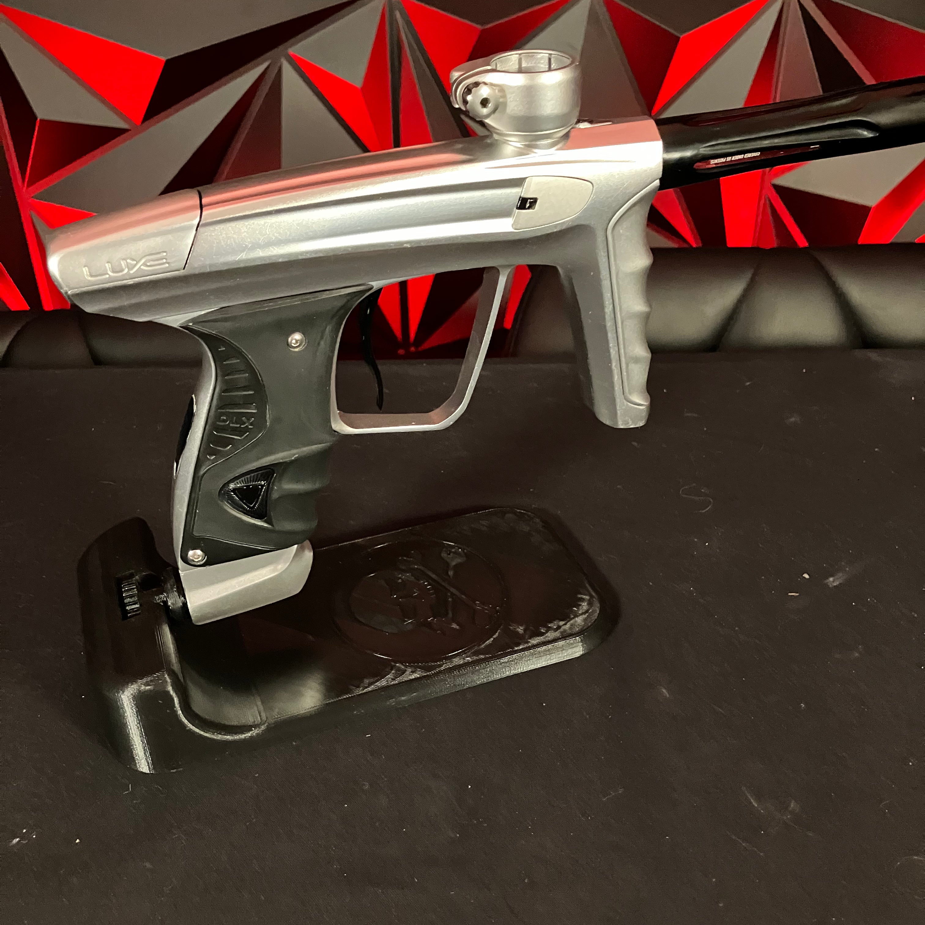 Used DLX Luxe X Paintball Gun - Dust Silver w/ Black Freak XL Barrel