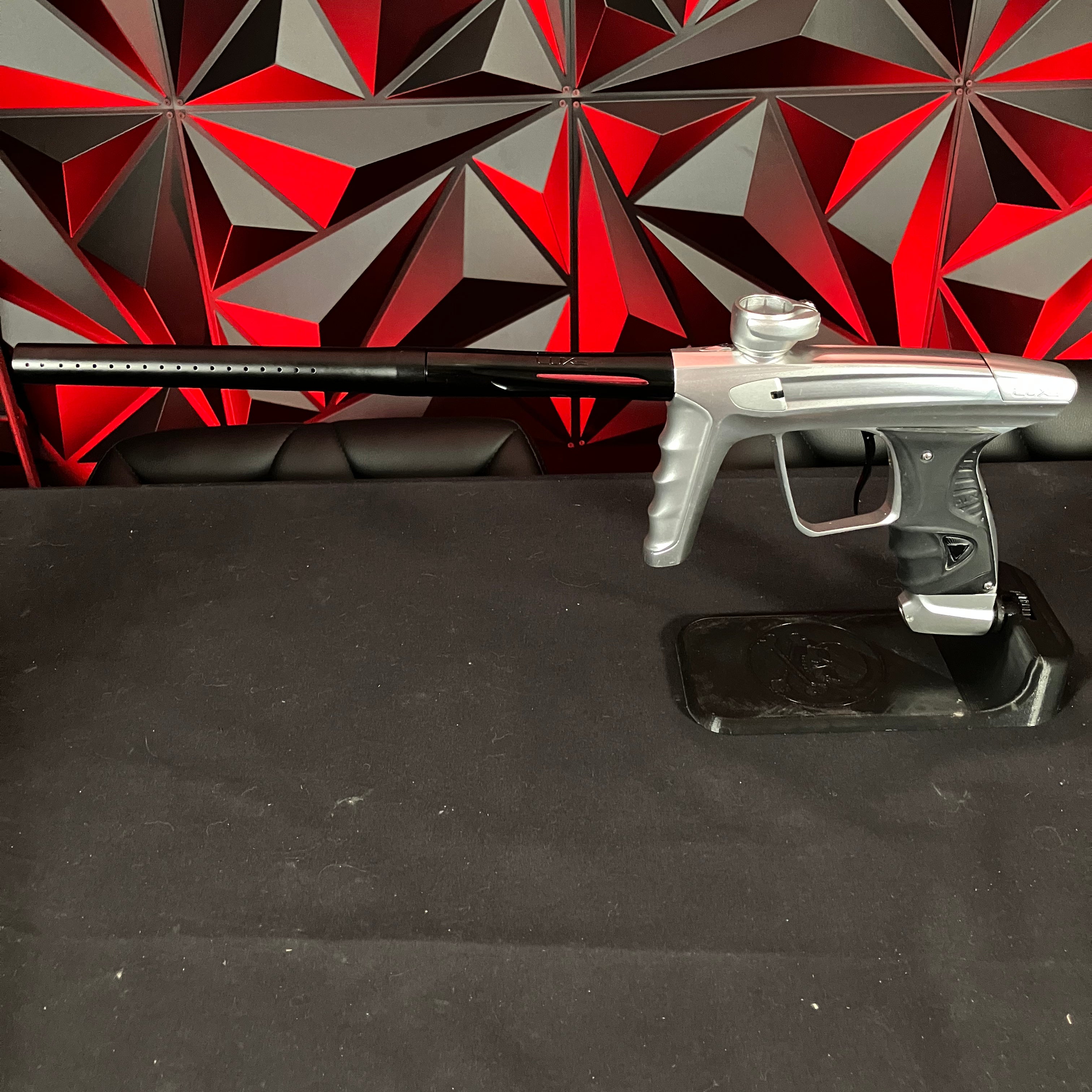 Used DLX Luxe X Paintball Gun - Dust Silver w/ Black Freak XL Barrel
