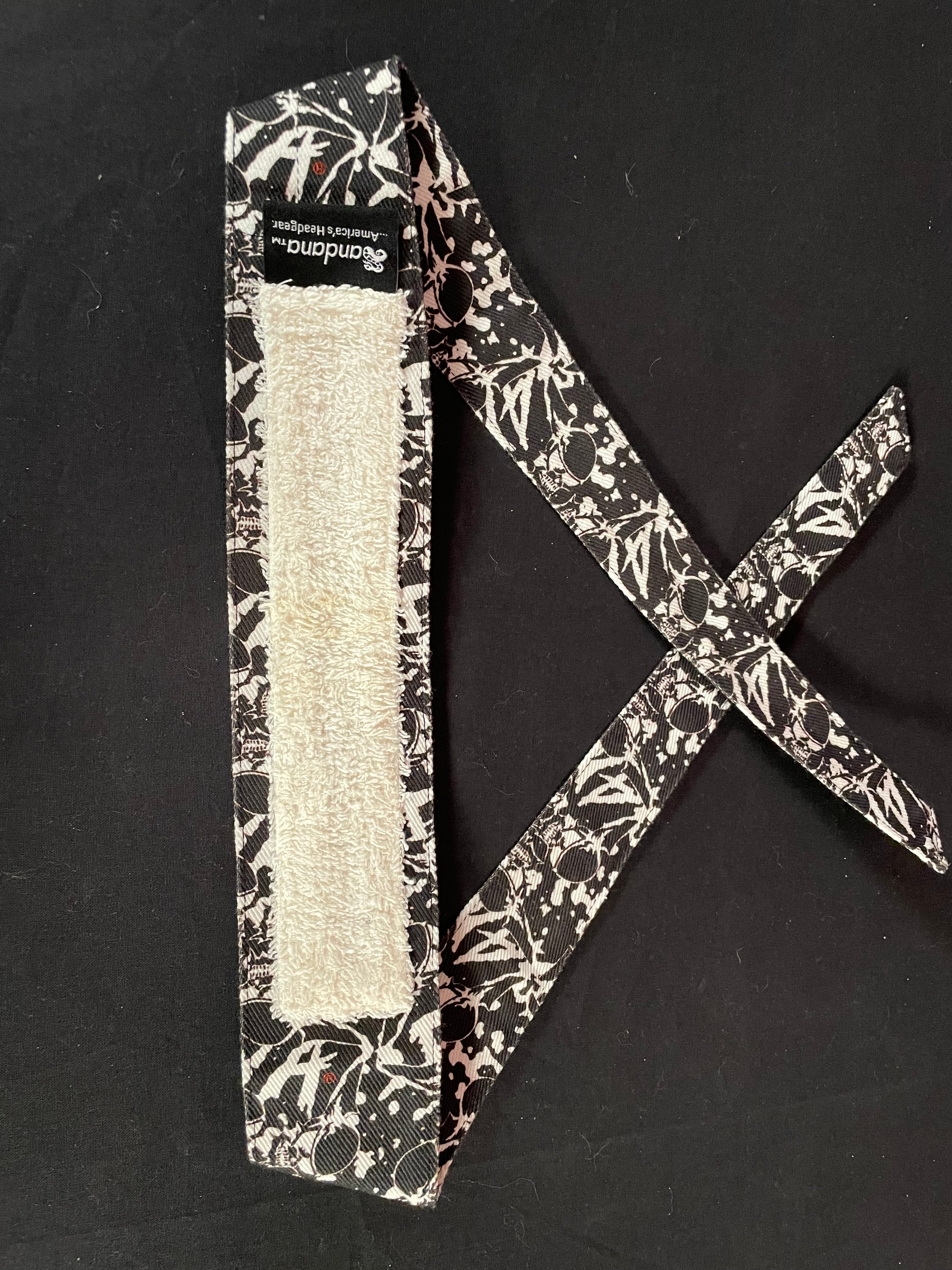 Used Sandana "Flying Skulls" Headband - Black/White