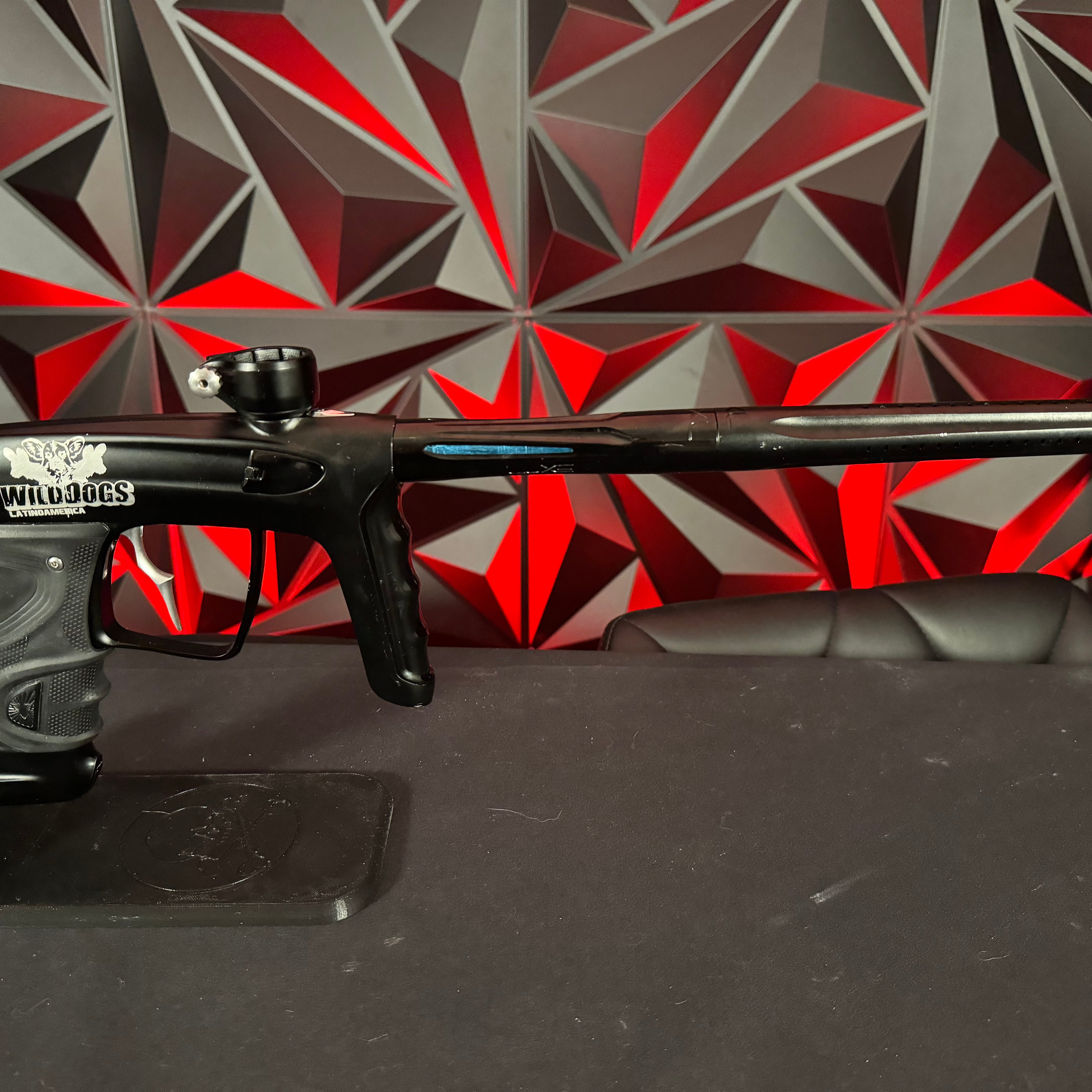 Used DLX TM40 Paintball Gun - LE Wilddogs