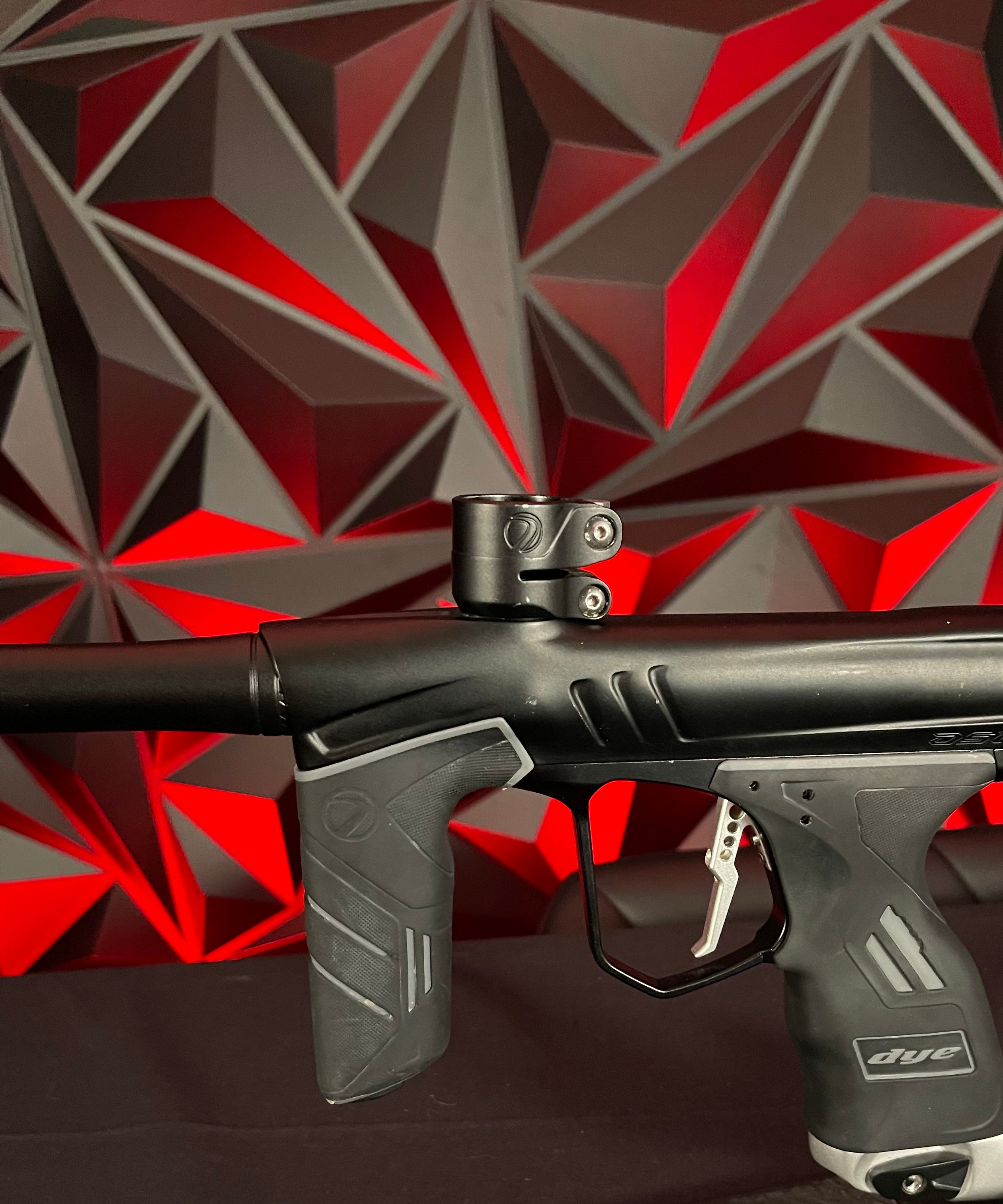 Used Dye DSR+ Paintball Gun - Dust Black w/ Silver ASA