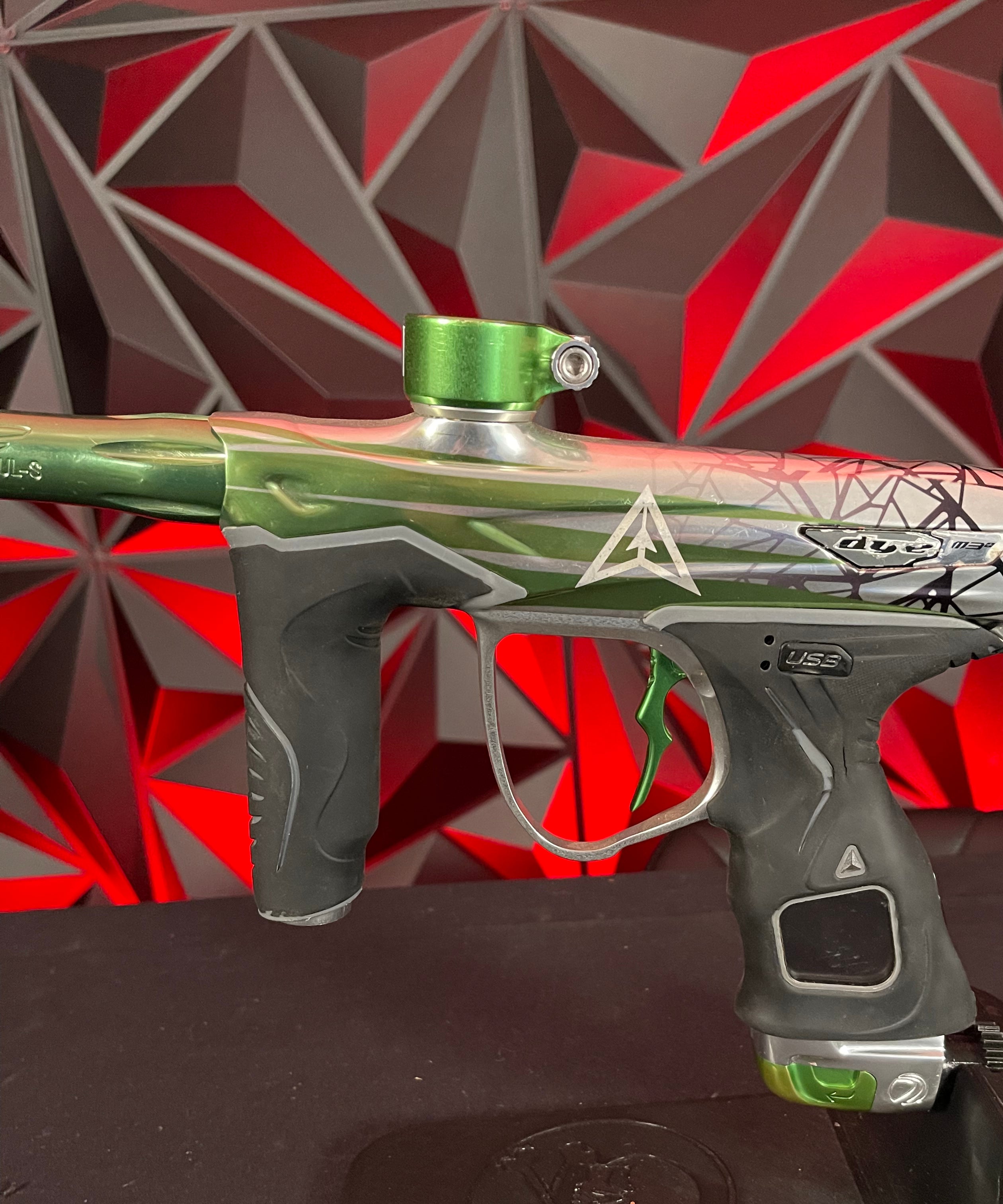 Used Dye M3+ Paintball Marker - Green Columbus LVL Up Edition