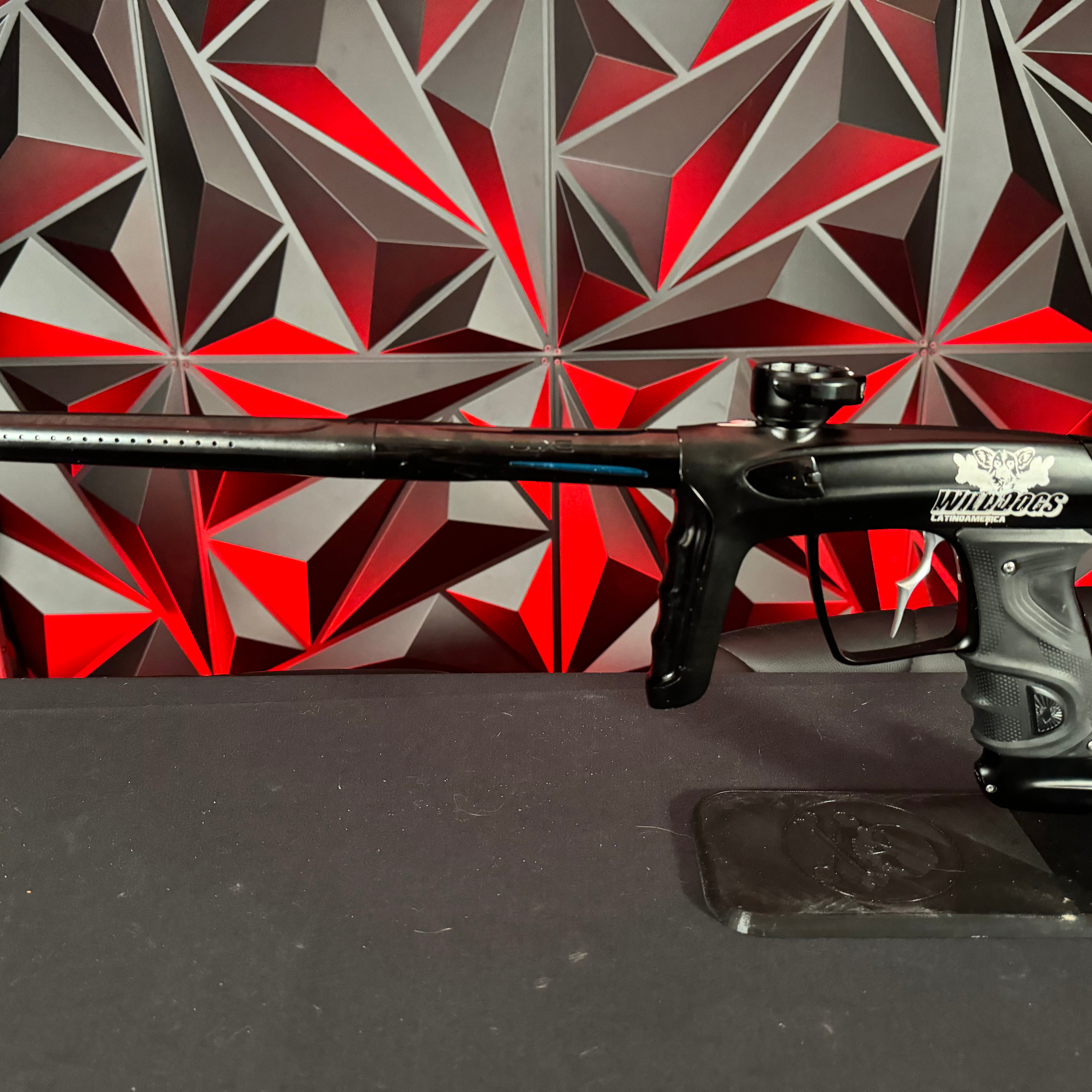 Used DLX TM40 Paintball Gun - LE Wilddogs
