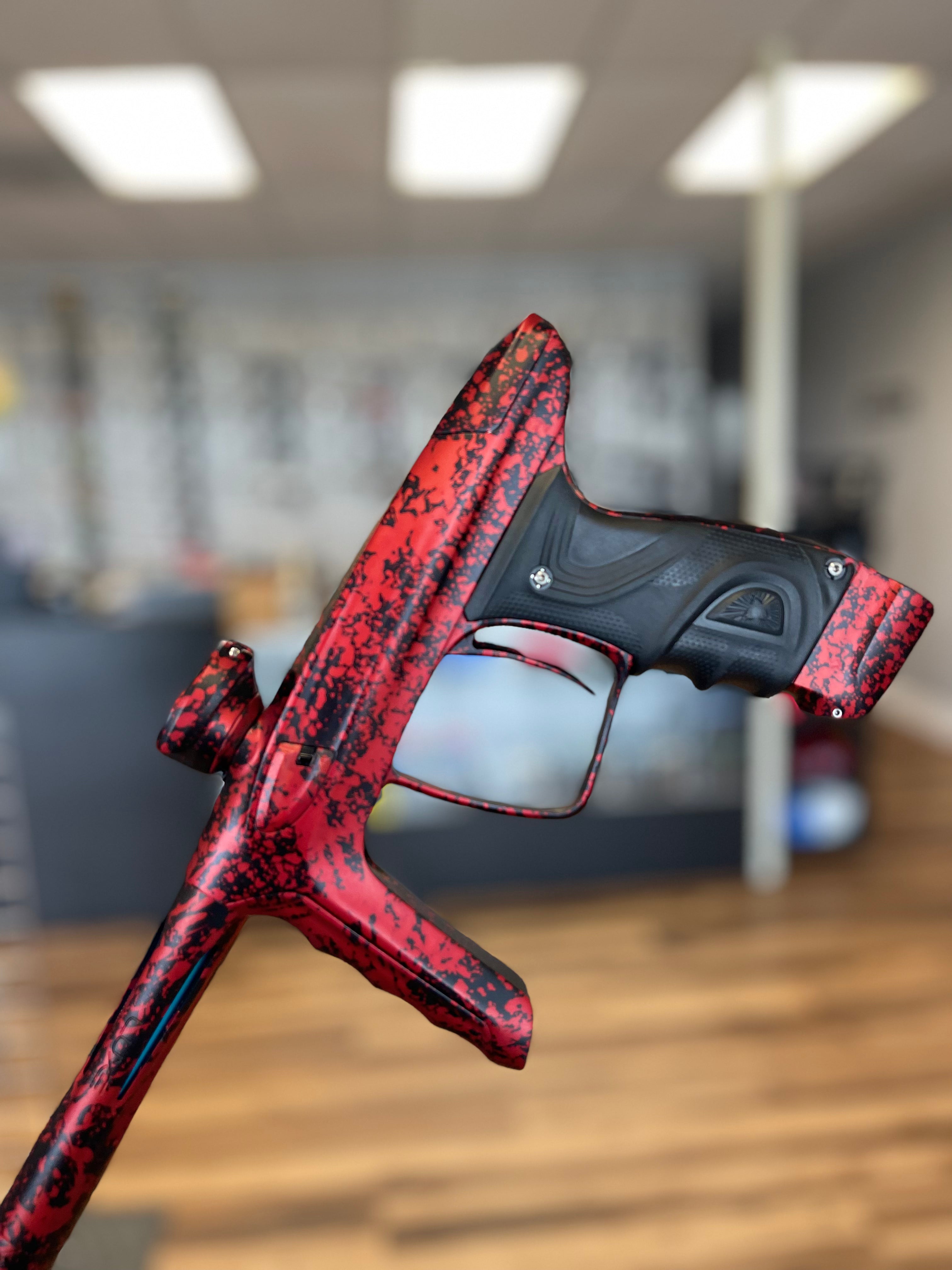 DLX Luxe TM40 Paintball Gun - LE Blood Splatter Black