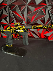 Used Planet Eclipse LV2 Paintball Gun - LE Polished Black/Gold Splash