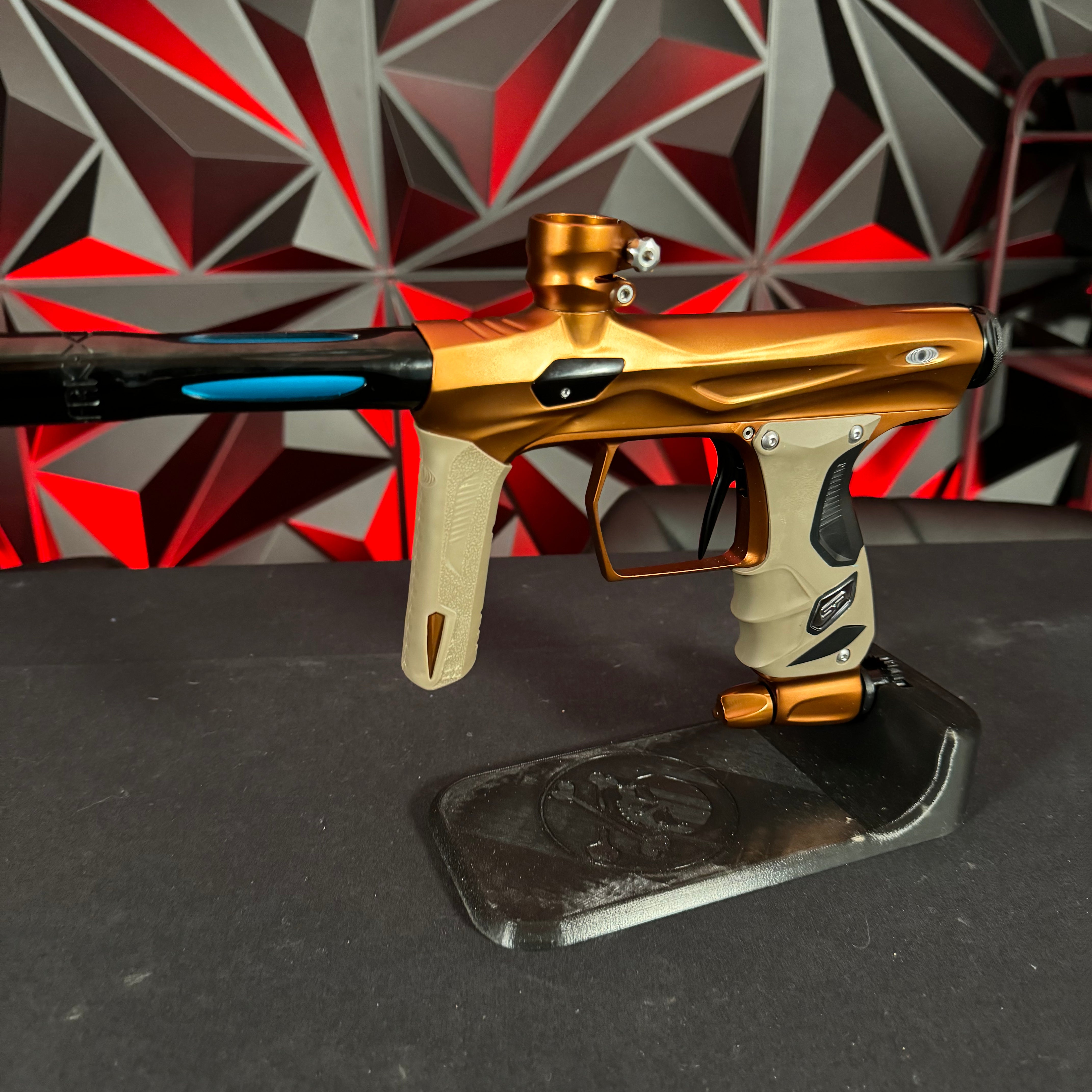 Used Shocker Amp Paintball Gun - Brown w/ FDE Grips