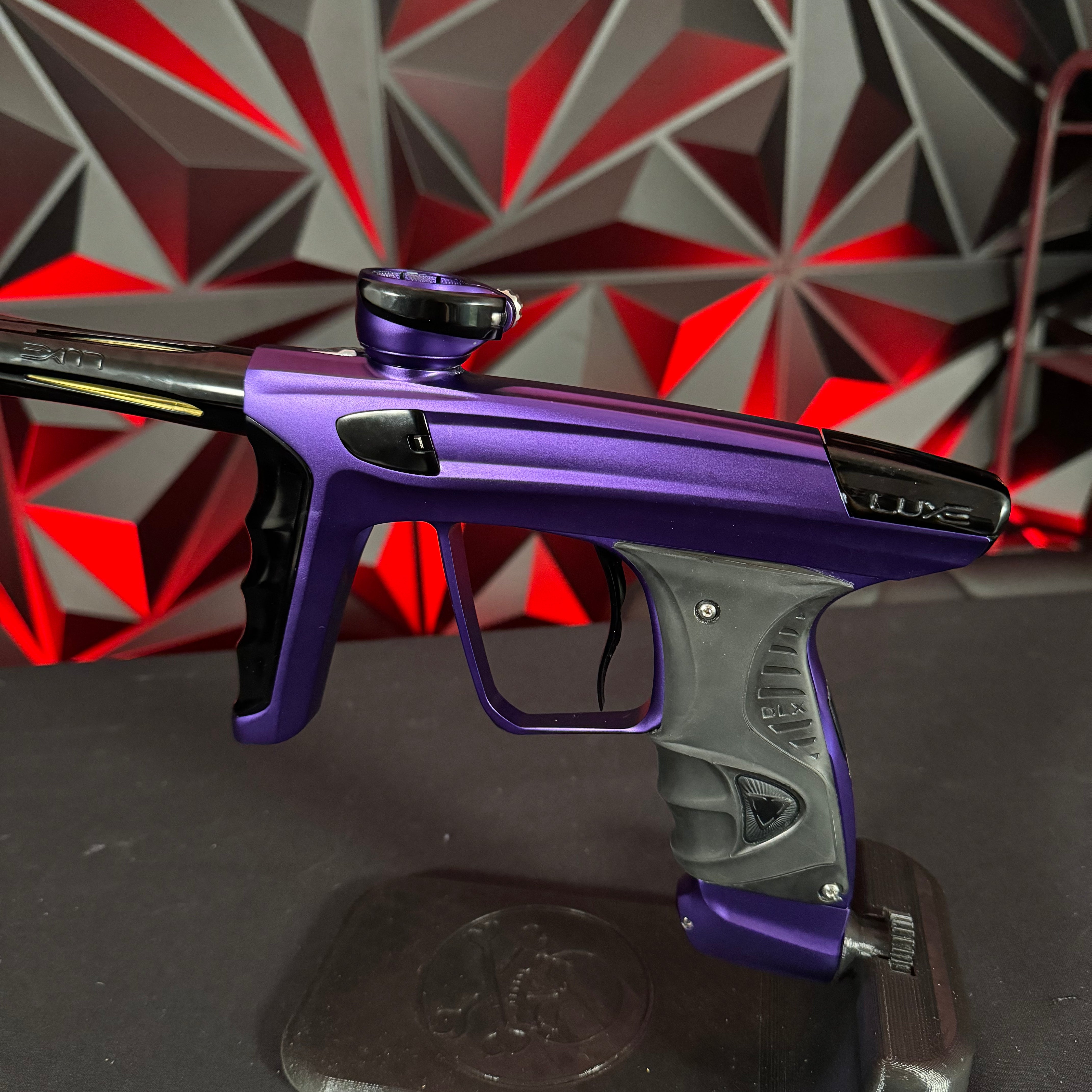 Used DLX Luxe X Paintball Gun - Dust Purple/Polished Black
