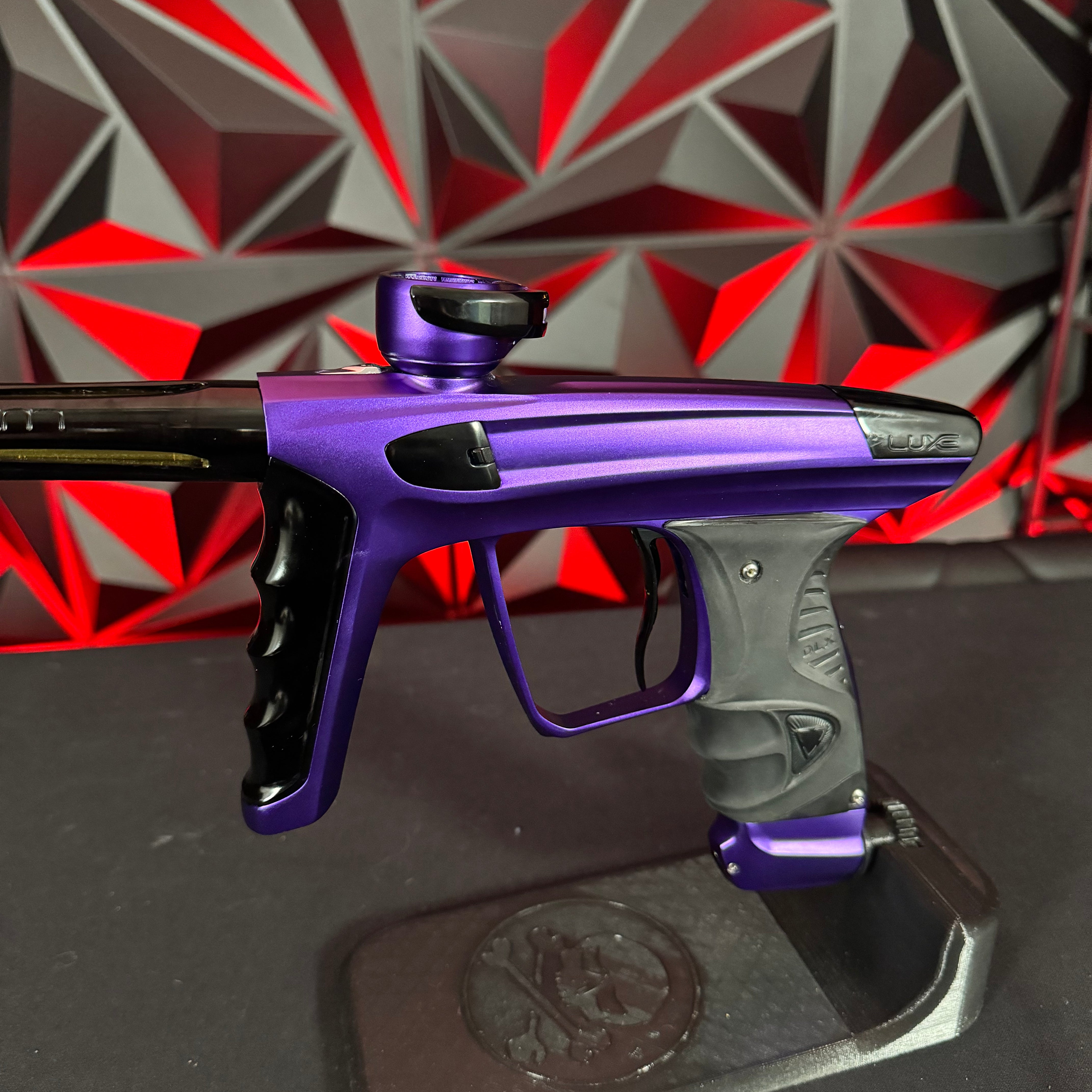 Used DLX Luxe X Paintball Gun - Dust Purple/Polished Black