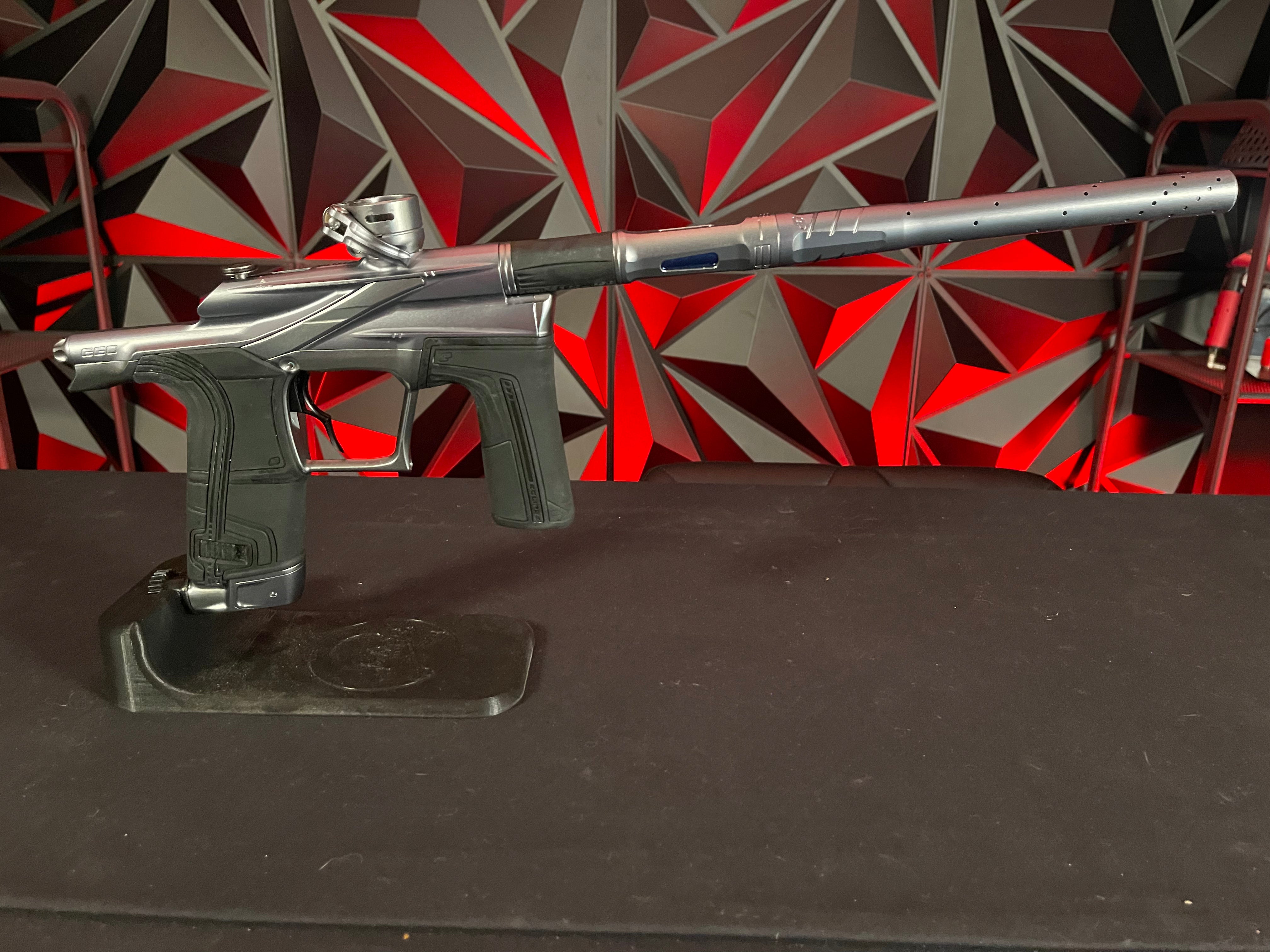 Used Planet Eclipse LV2 Paintball Gun - Dark Grey/Dark Grey w/ 1R trigger