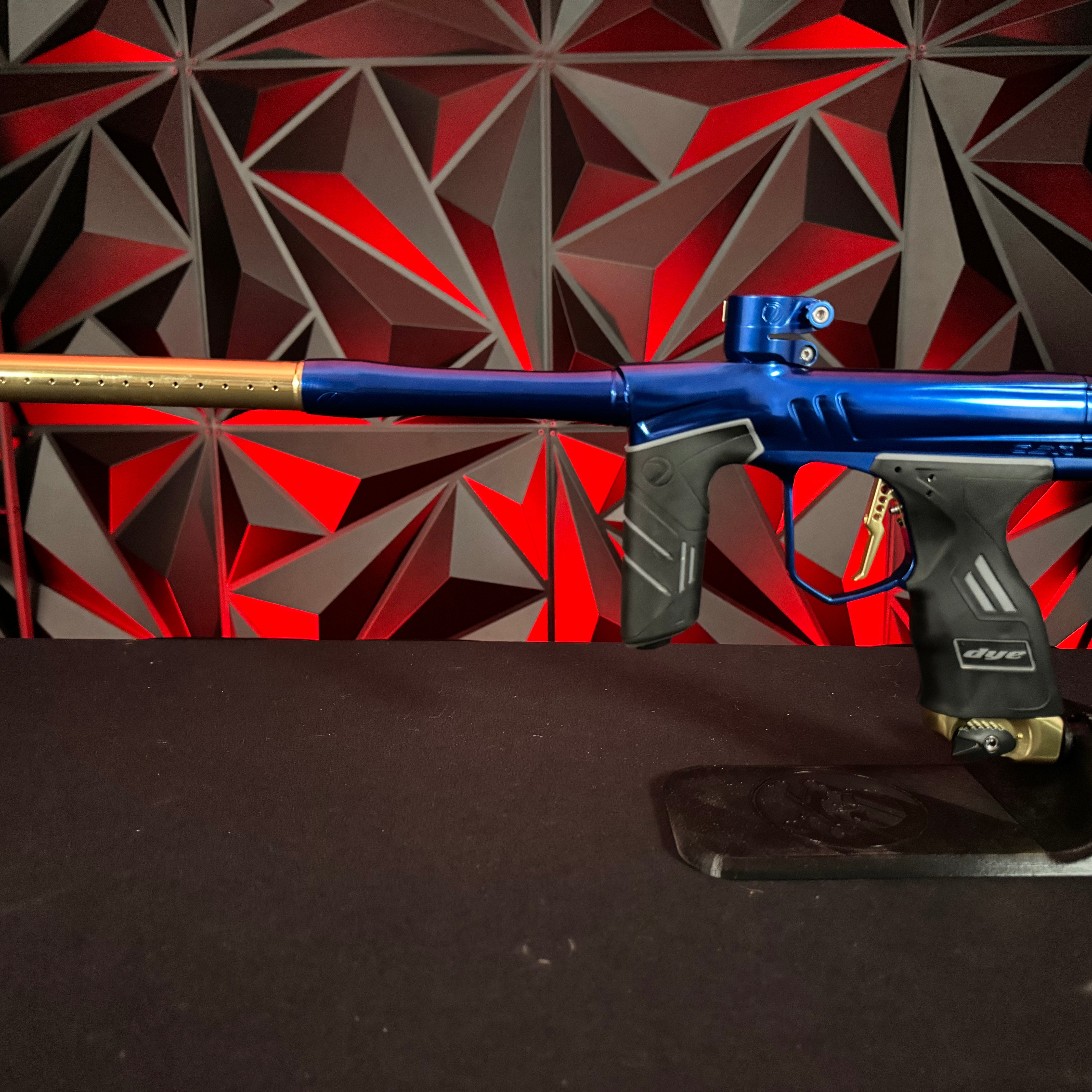 Used Dye DSR+ Paintball Gun - Polished Blue/Polished Gold w/ IM Pro Kit