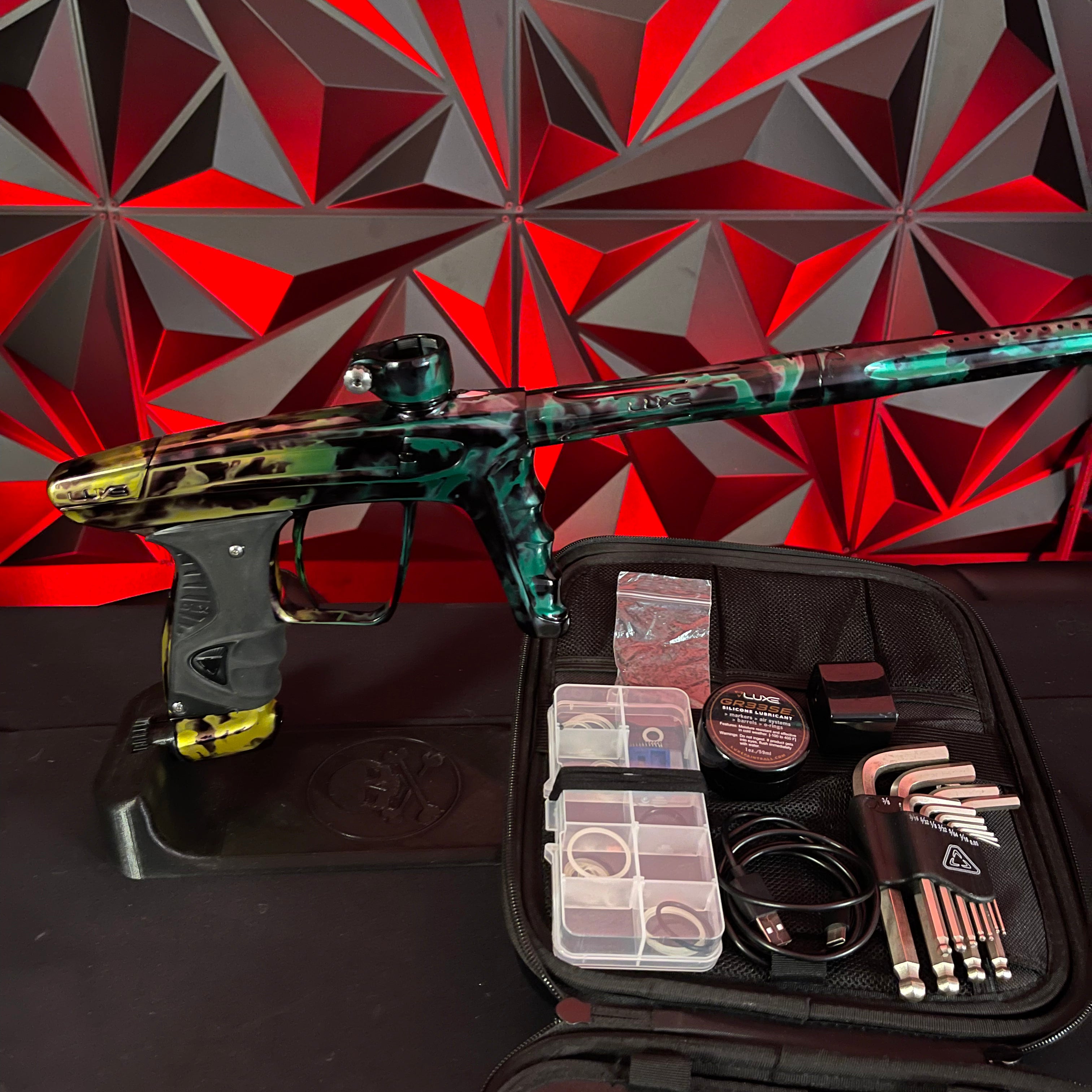 Used DLX Luxe X Paintball Gun - Green Acid Wash