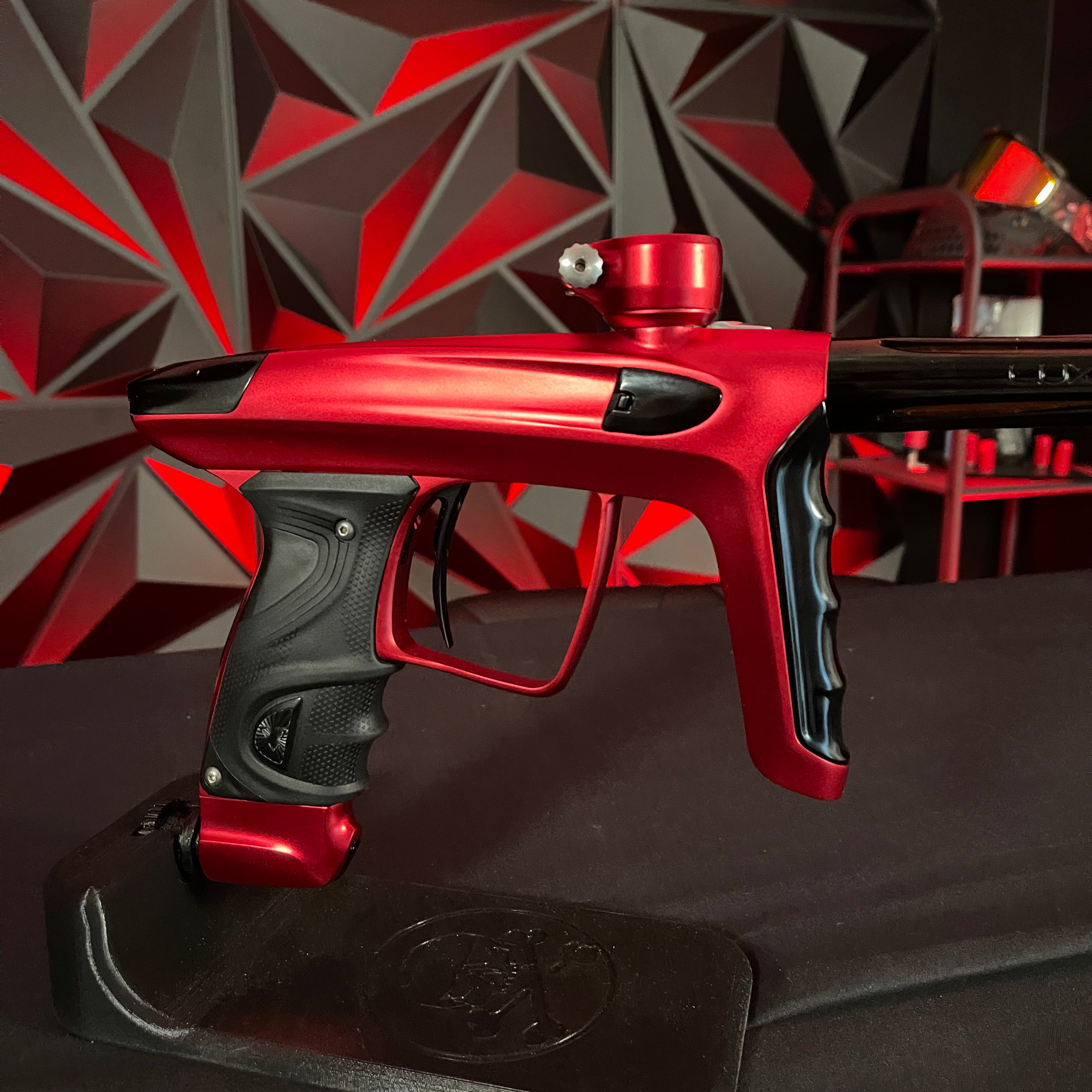 Used DLX Luxe TM40 Paintball Gun- Dust Red/Polished Black