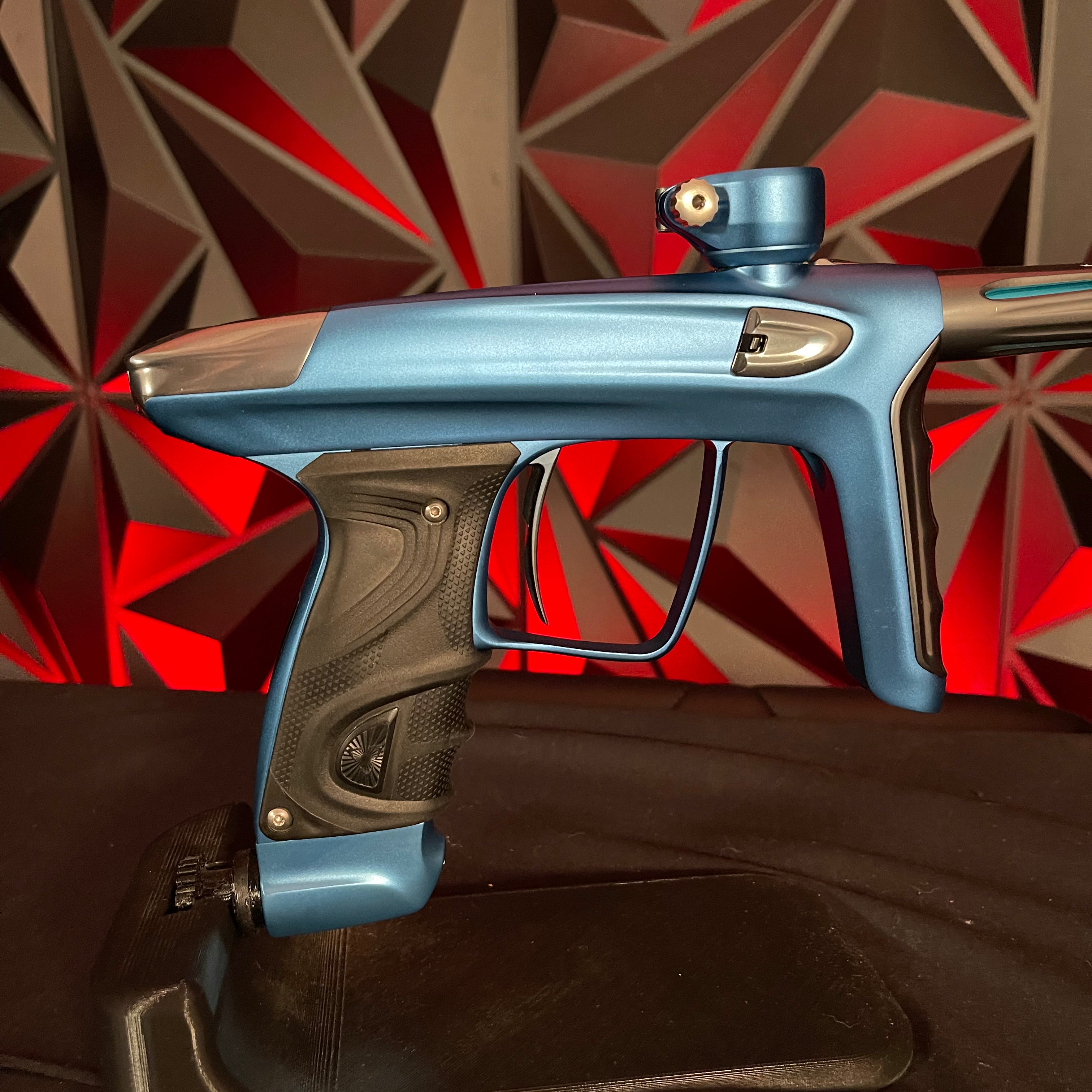 Used DLX Luxe TM40 Paintball Gun - Blue / Pewter