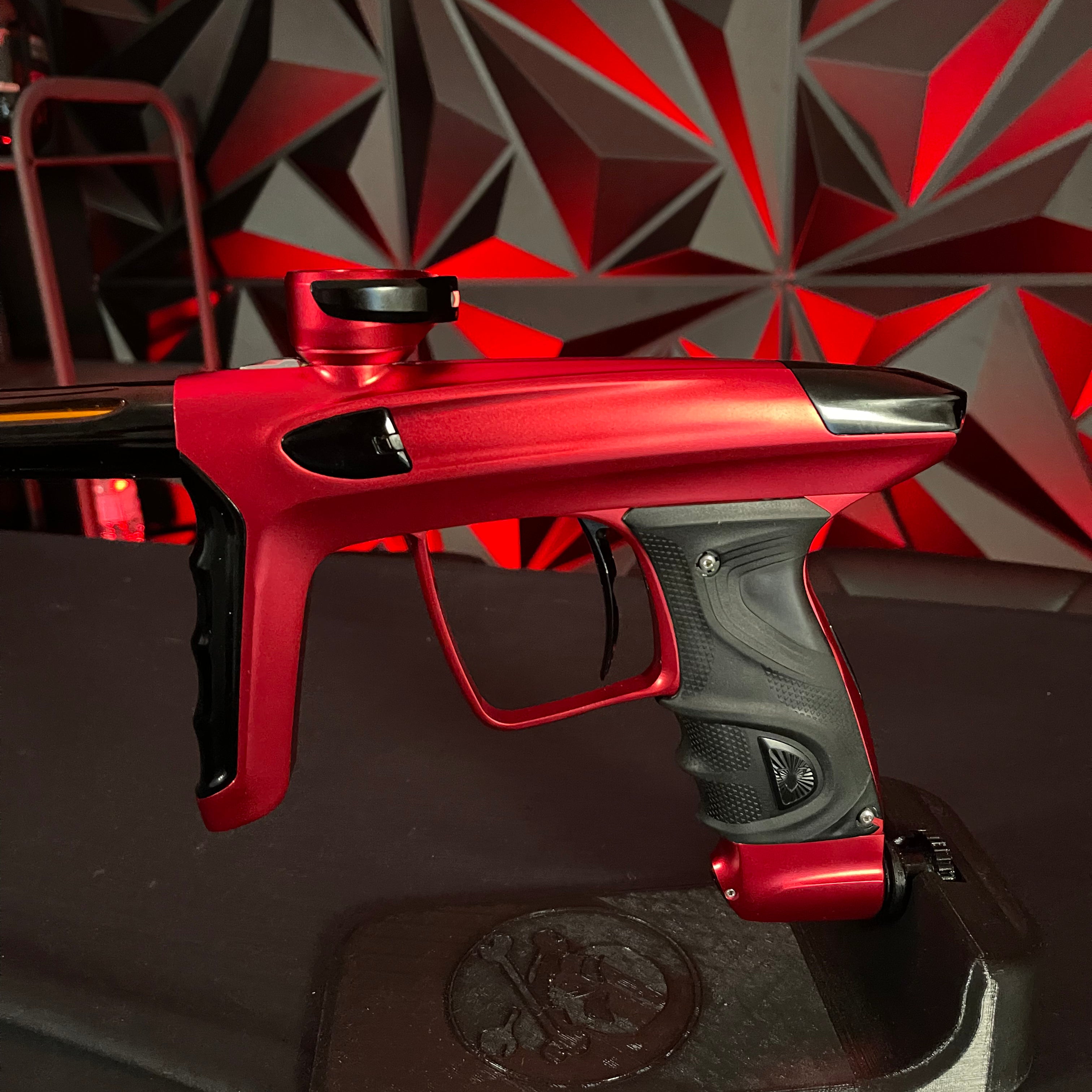 Used DLX Luxe TM40 Paintball Gun- Dust Red/Polished Black
