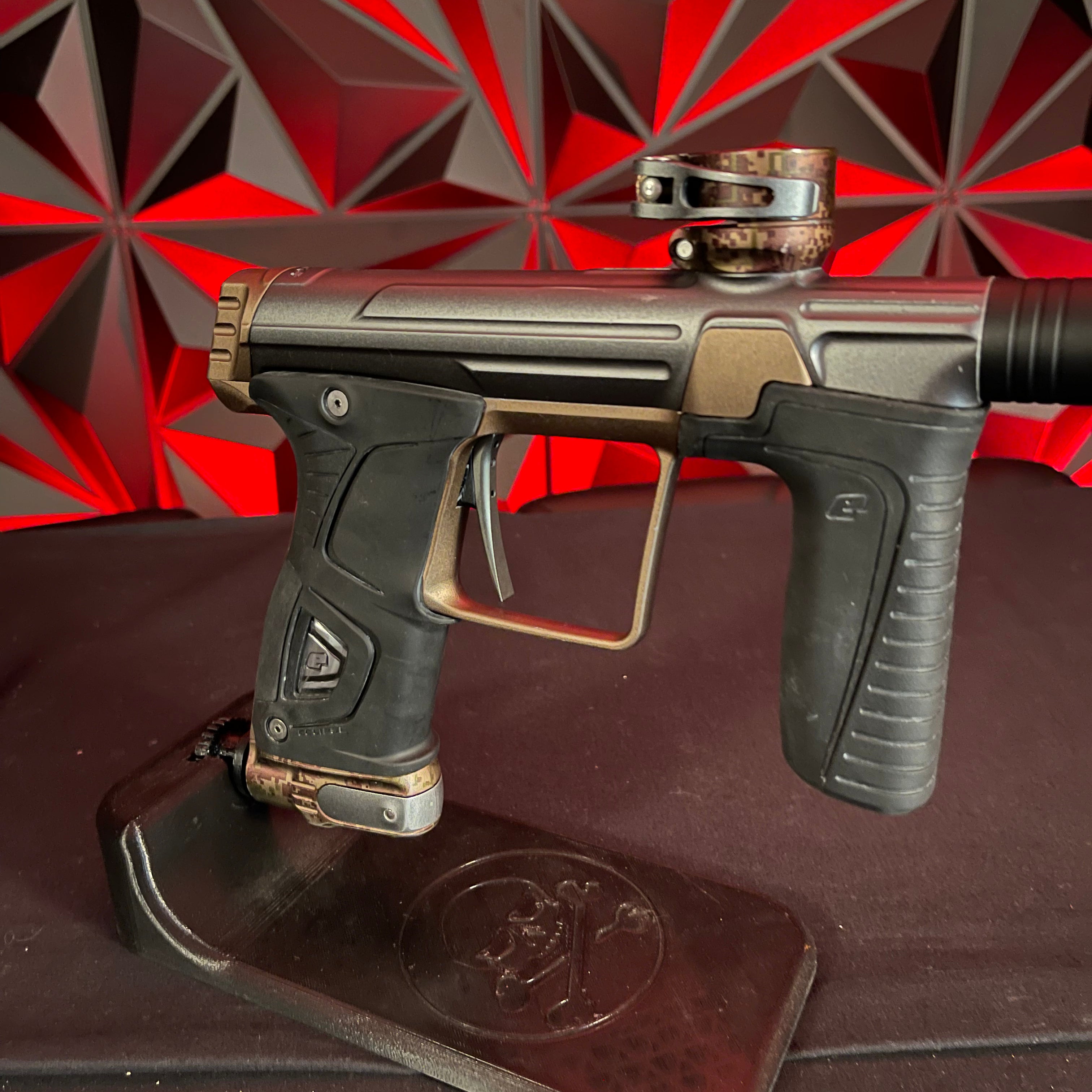 Used Planet Eclipse Gtek 170R Paintball Gun - Grey/Earth w/ s63 3 Piece Barrel with PWR Insert