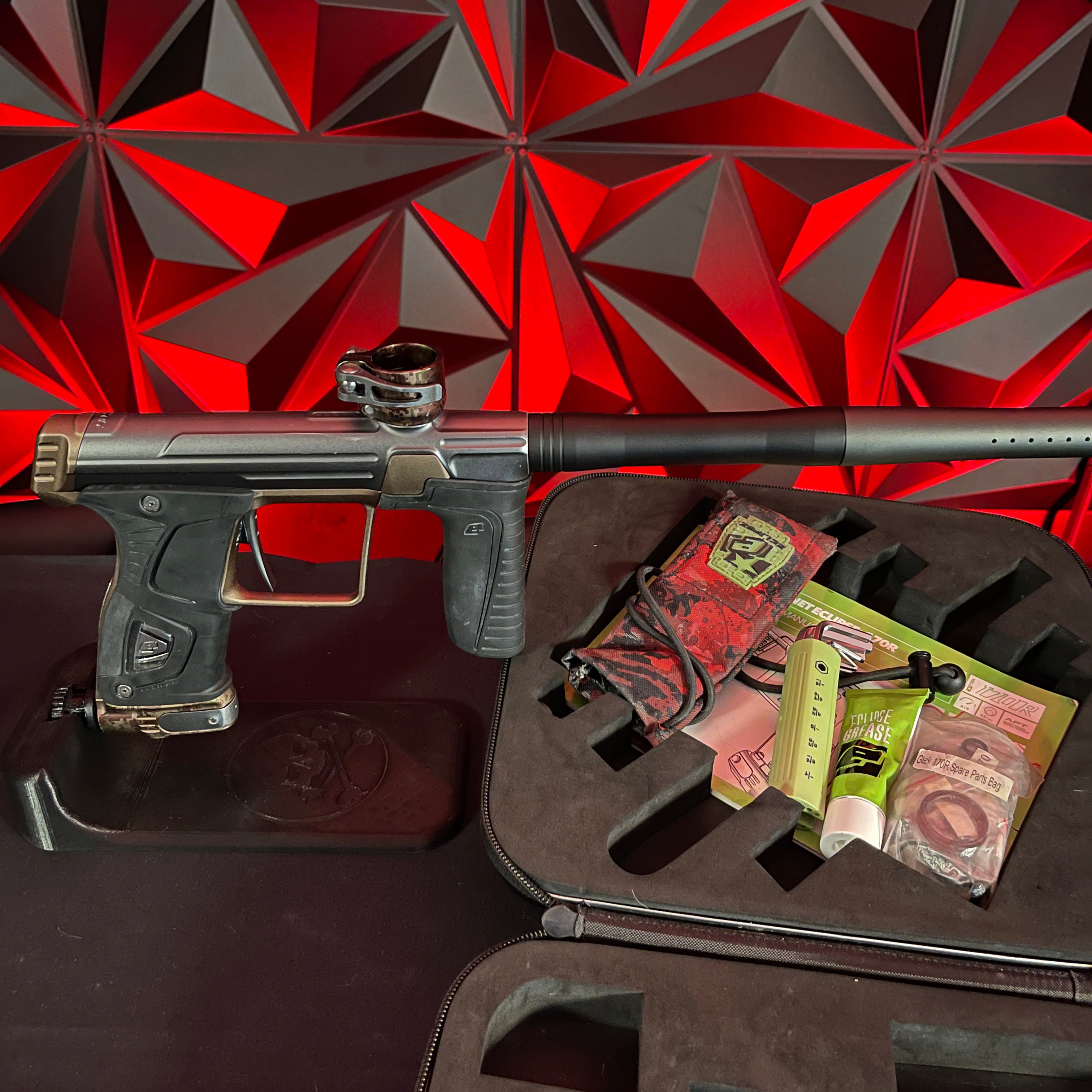 Used Planet Eclipse Gtek 170R Paintball Gun - Grey/Earth w/ s63 3 Piece Barrel with PWR Insert