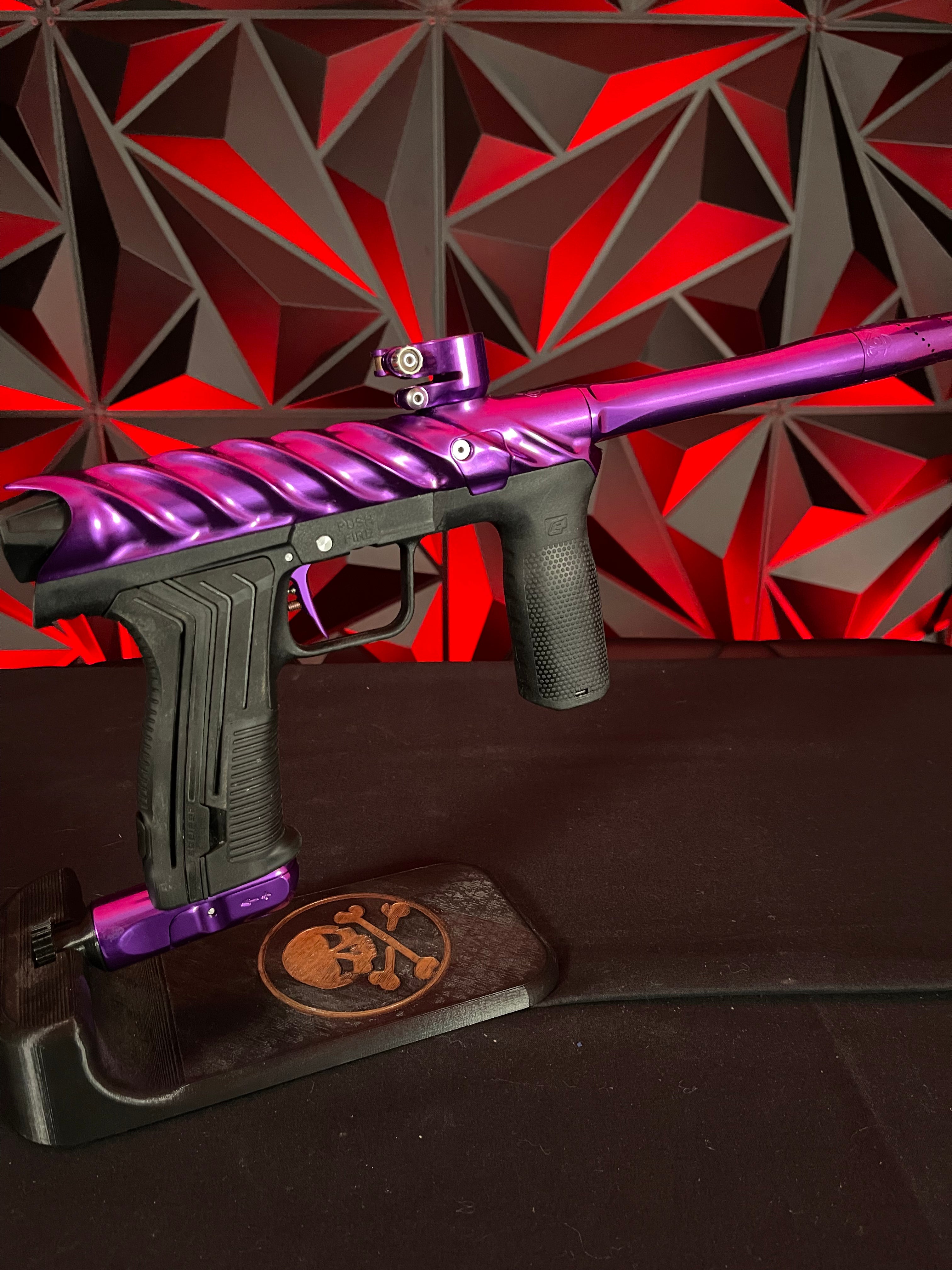 Used Planet Eclipse/Inception Designs Emek 100 "Ripper" Paintball Gun - Polished Purple