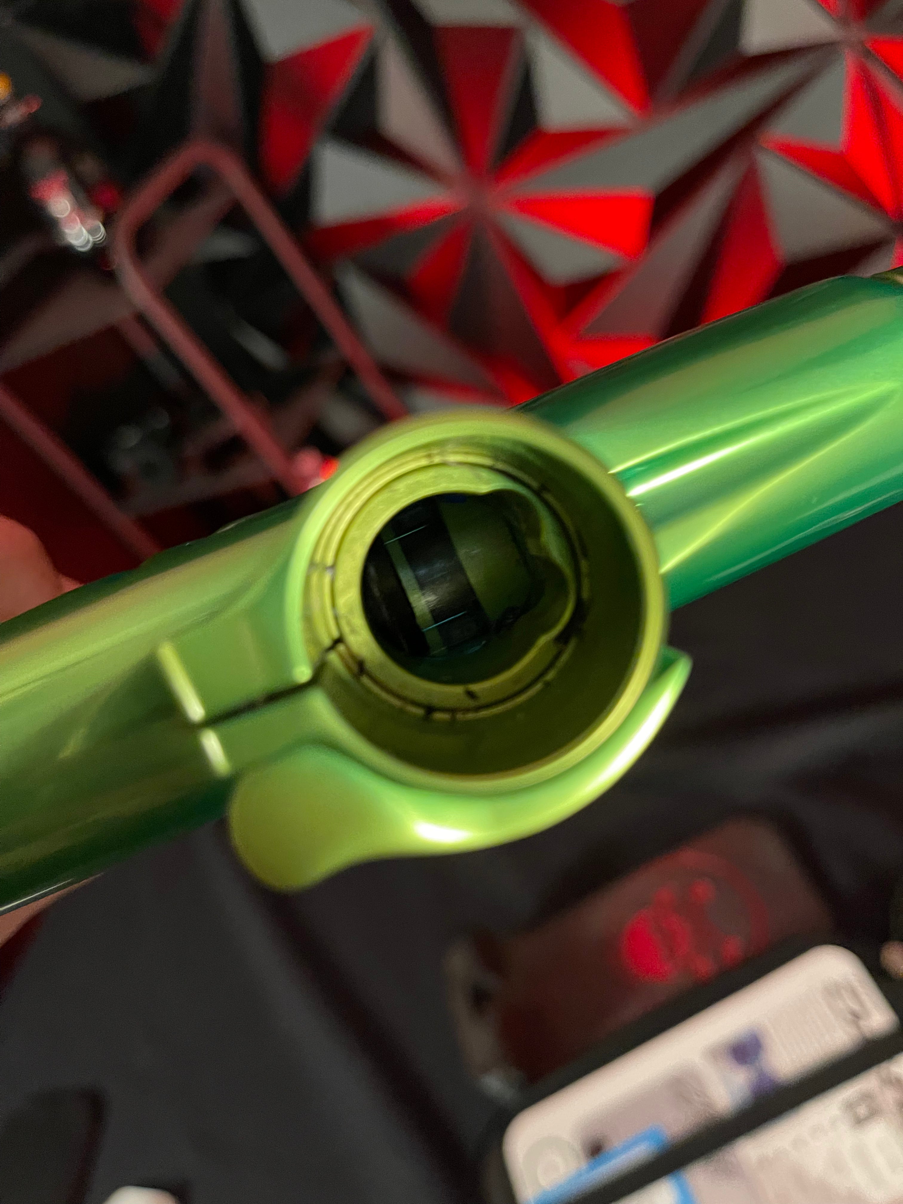 Used Dye DSR+ Paintball Gun - LVL Up Chromatic Green 1 of 1 Anno w/ IM Pro Kit