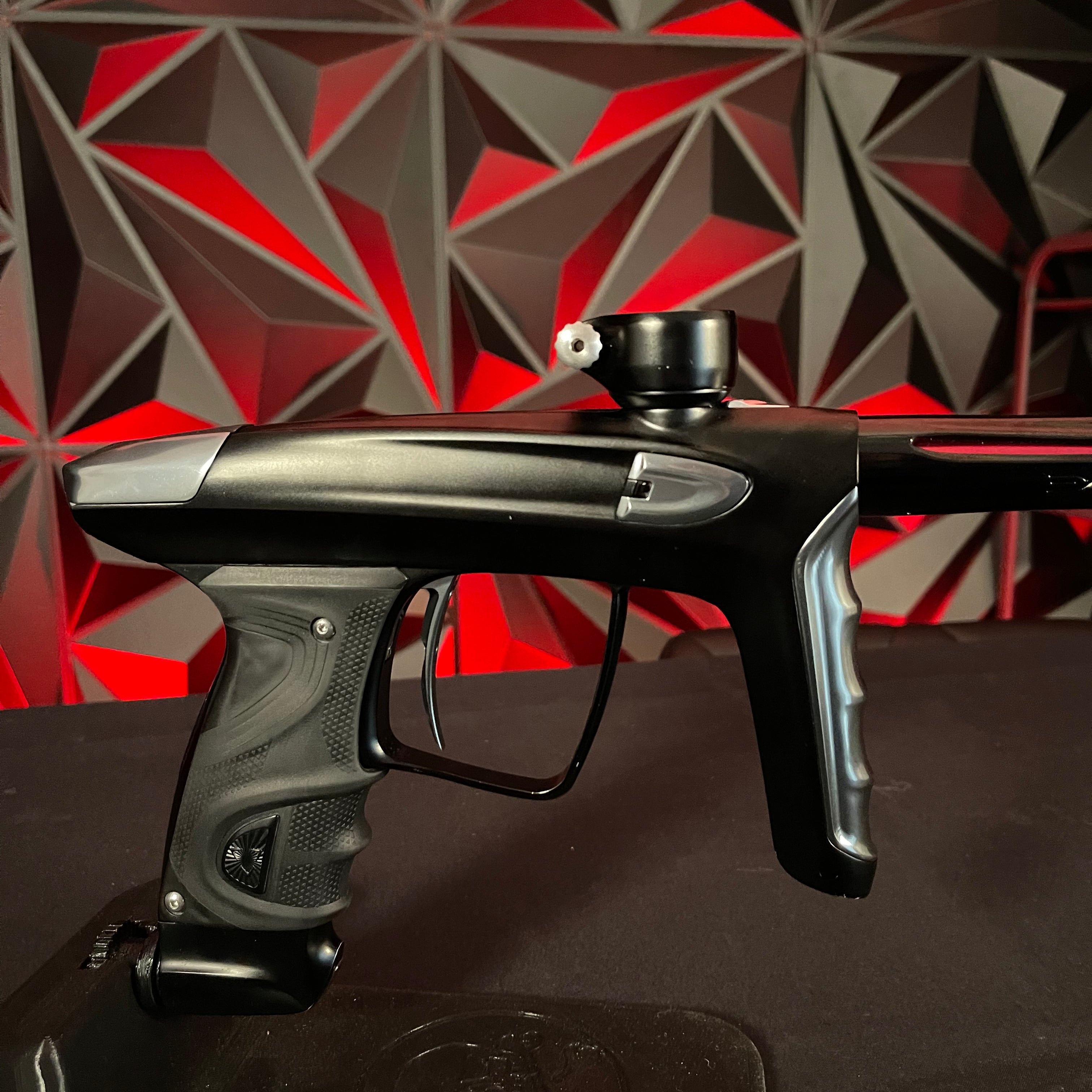 Used DLX Luxe TM40 Paintball Gun - Dust Black / Polished Pewter