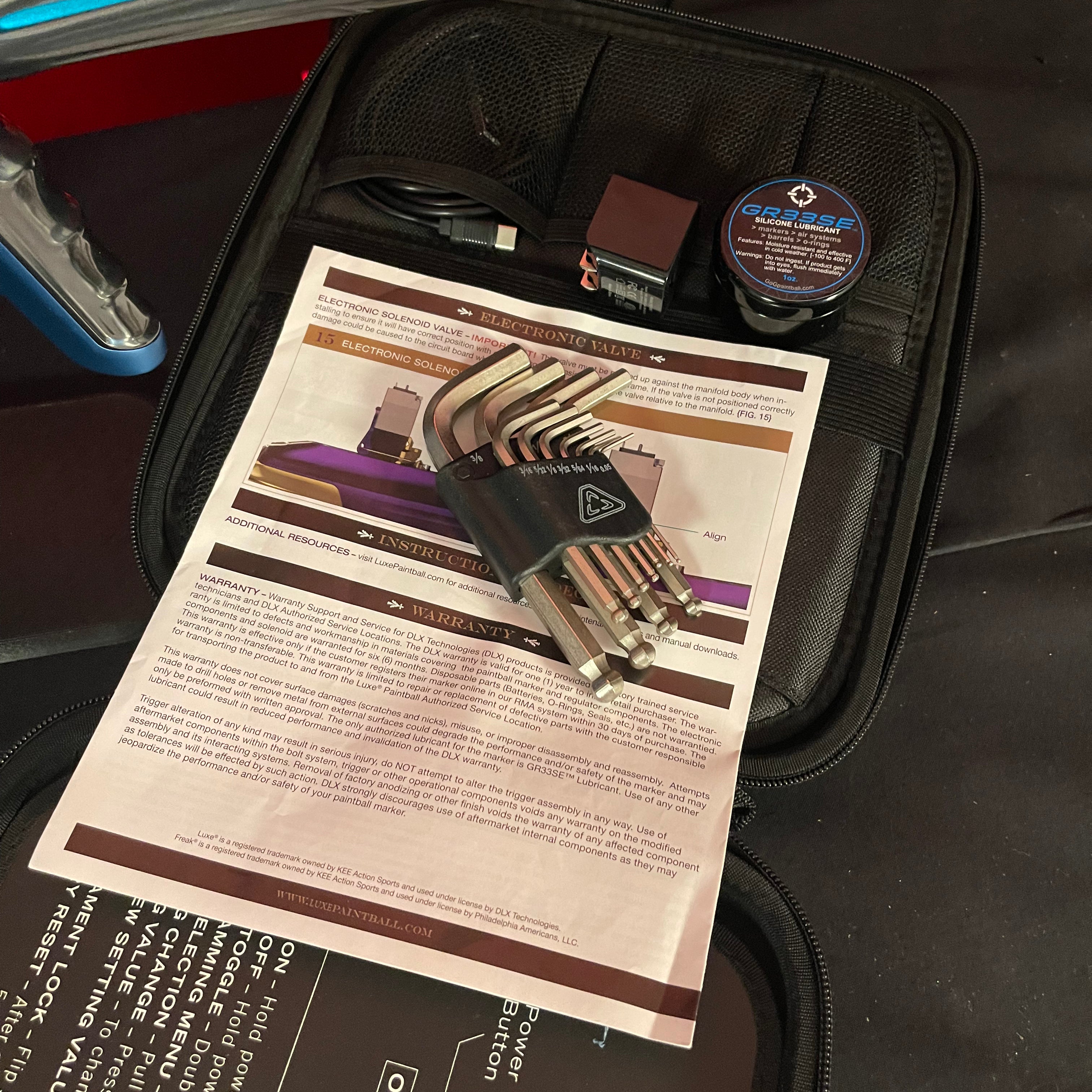 Used DLX Luxe TM40 Paintball Gun - Blue / Pewter