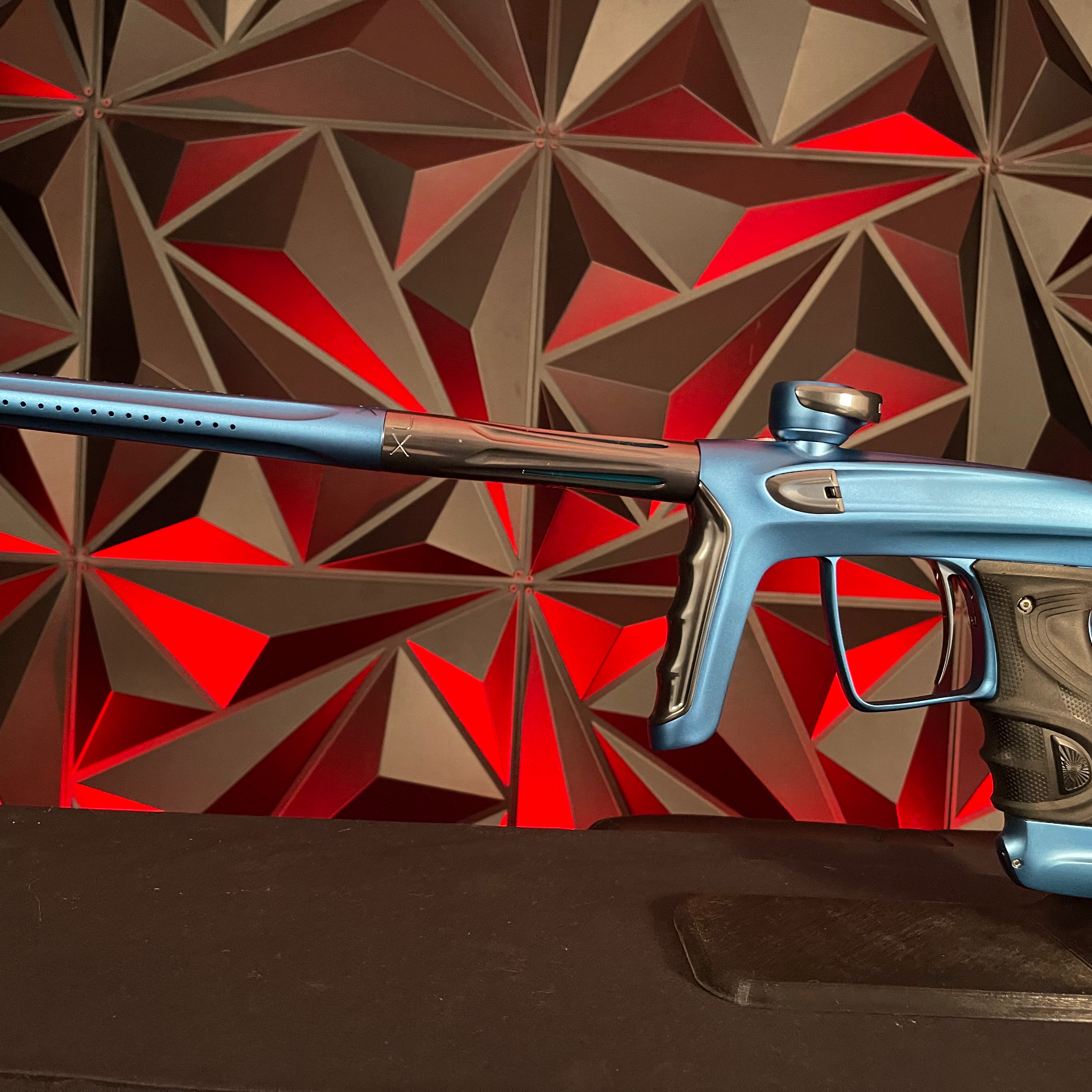 Used DLX Luxe TM40 Paintball Gun - Blue / Pewter