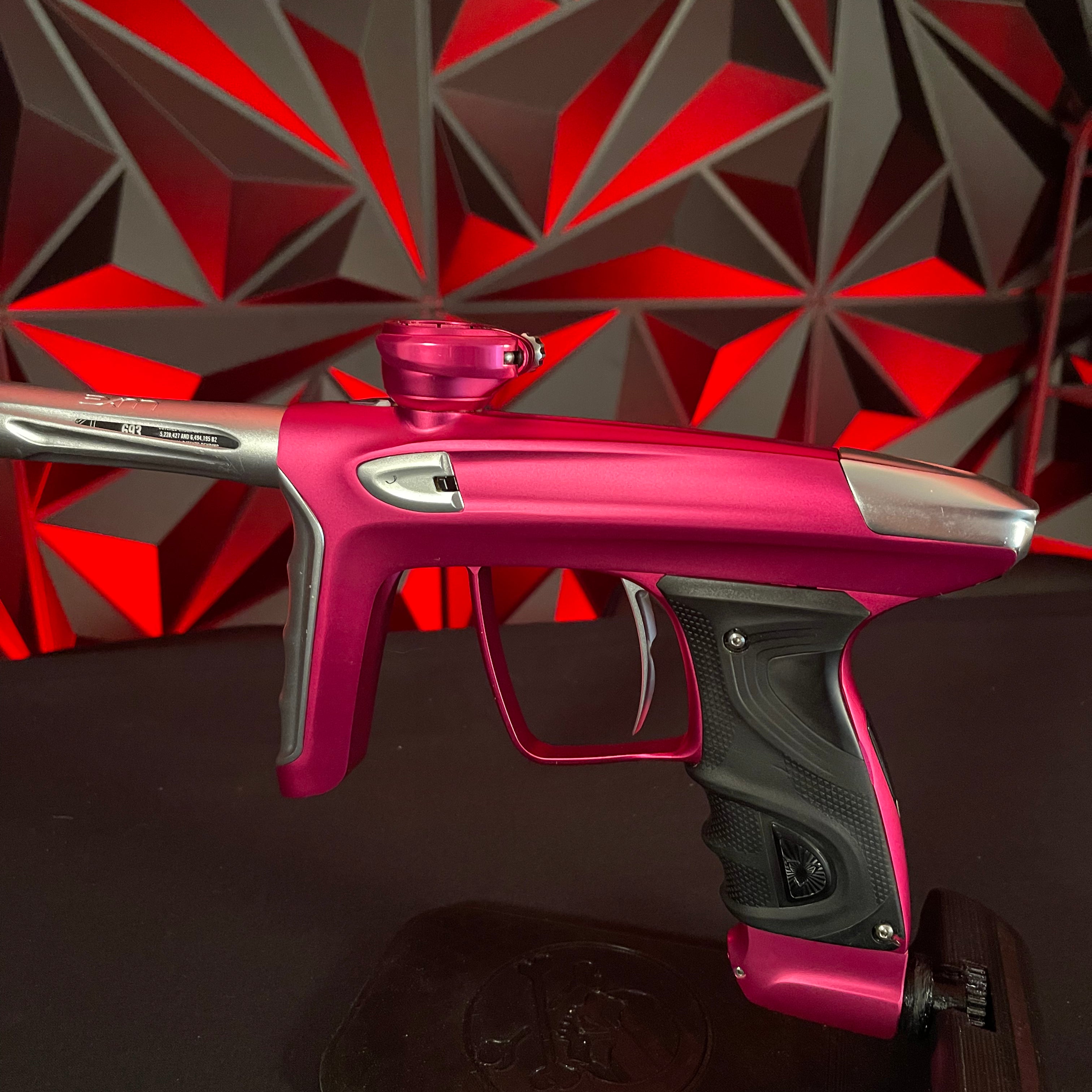 Used DLX TM40 Paintball Gun - Pink/Silver