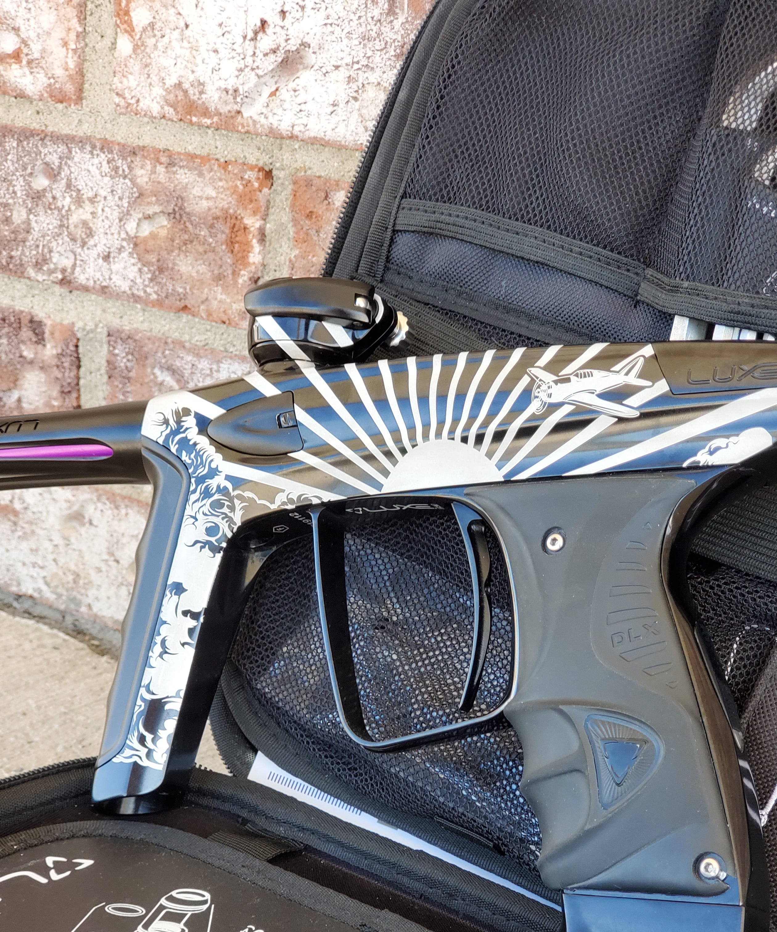 Used DLX Luxe Ice Paintball Gun - Kamikaze
