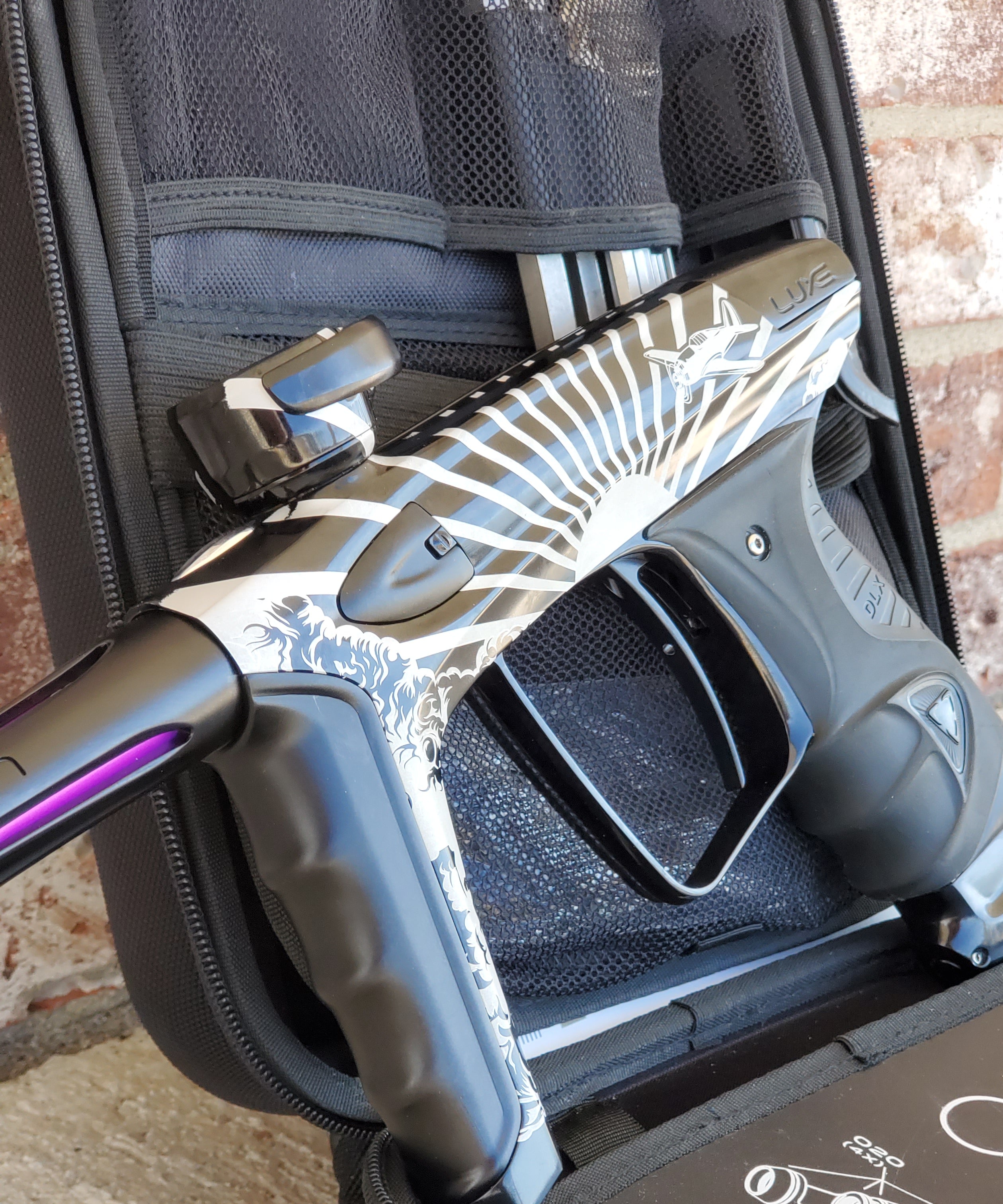 Used DLX Luxe Ice Paintball Gun - Kamikaze