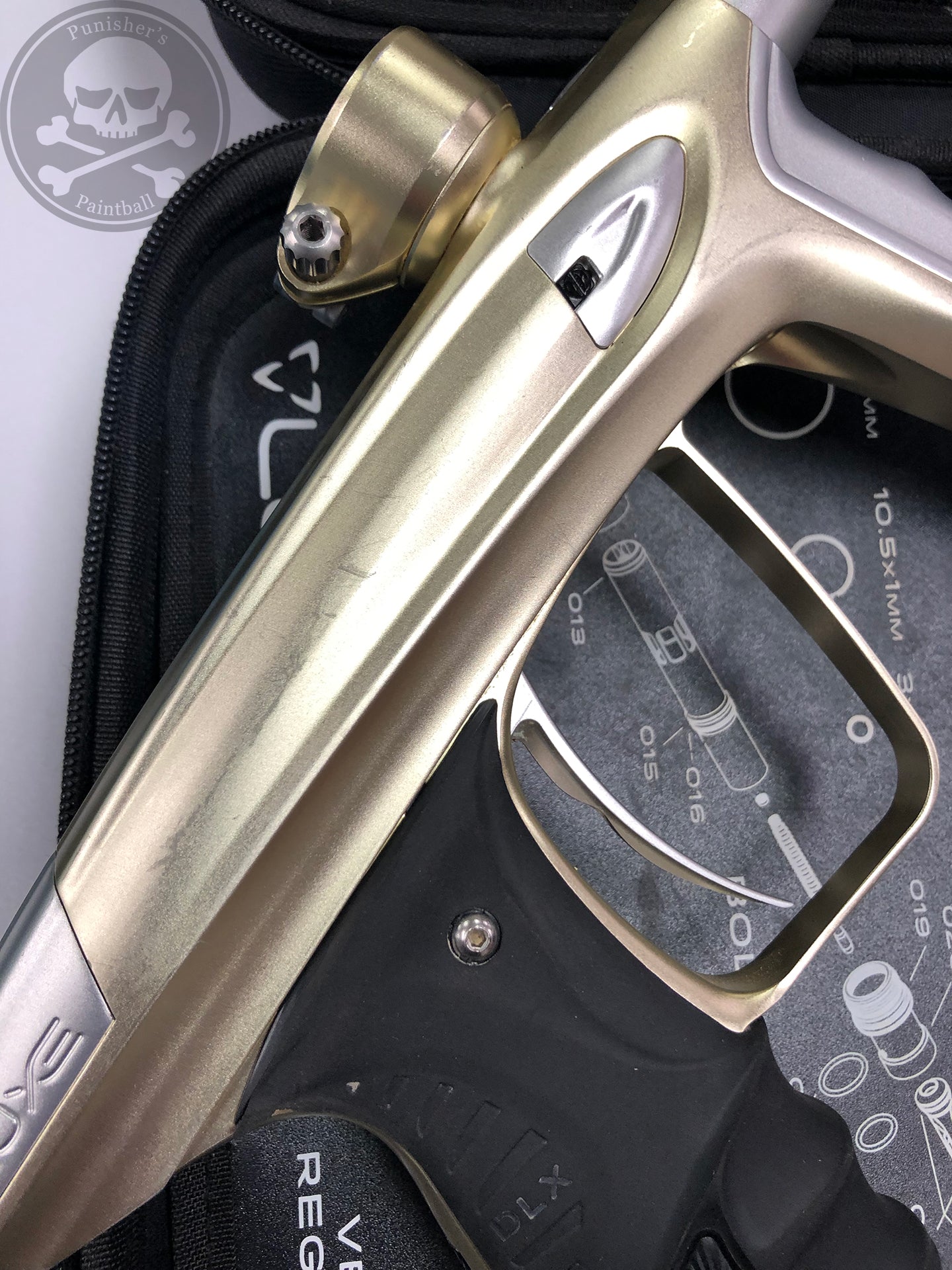 Used DLX Luxe Ice Paintball Gun - Gold/Silver