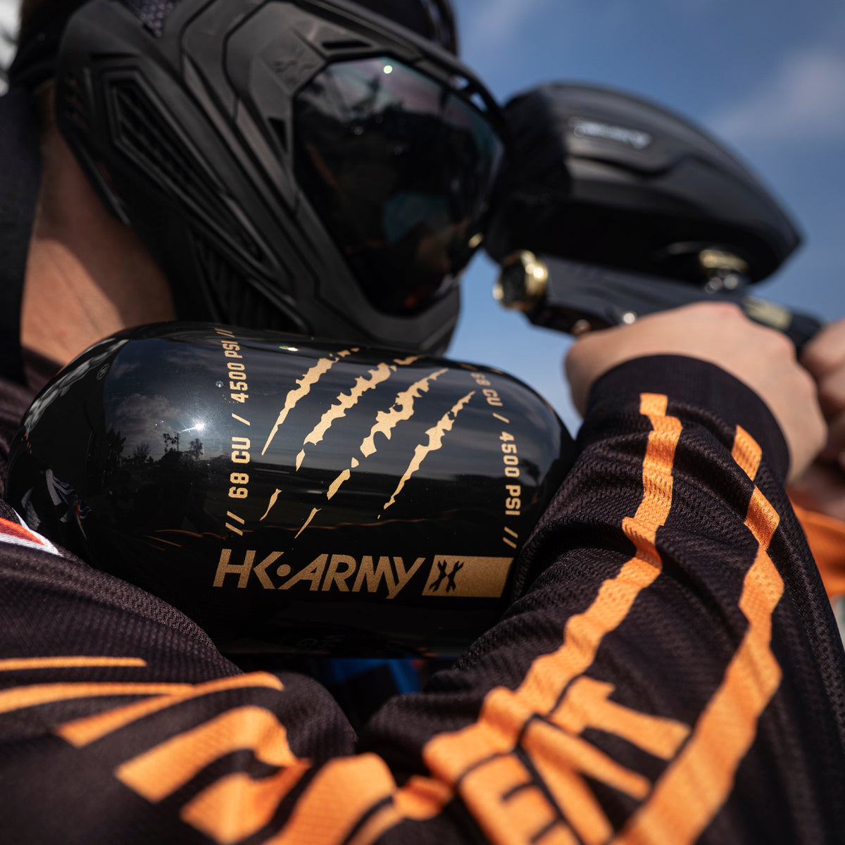 HK Army "Extra Lite" Carbon Fiber Tank - Standard Reg. - Leopard King - 68/4500 PSI - Black/Gold